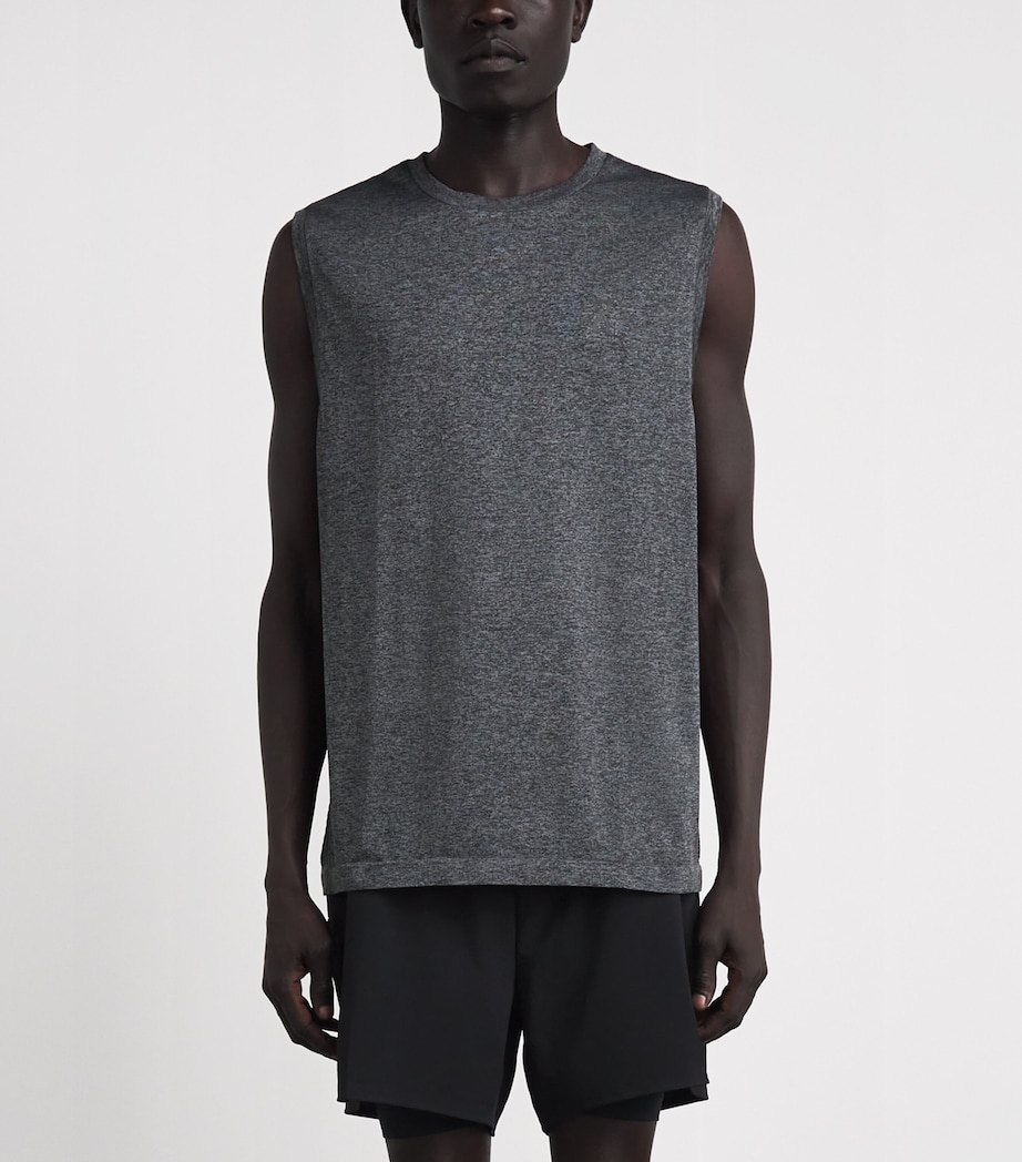 On Mens Train Flex Sleeveless Top Ember Heather Image 4