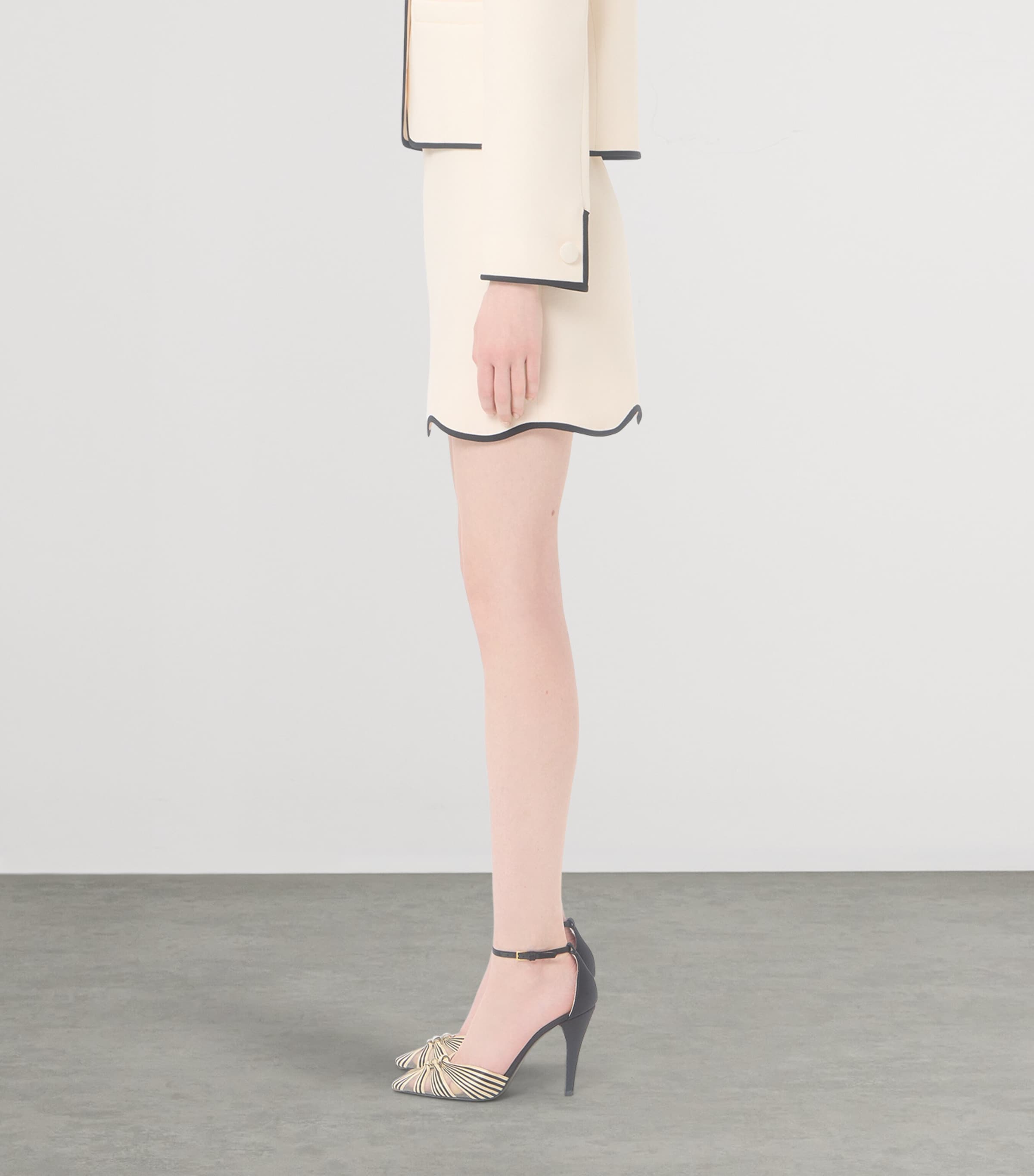 Valentino Womens Wool-Silk Crepe Mini Skirt Image 4