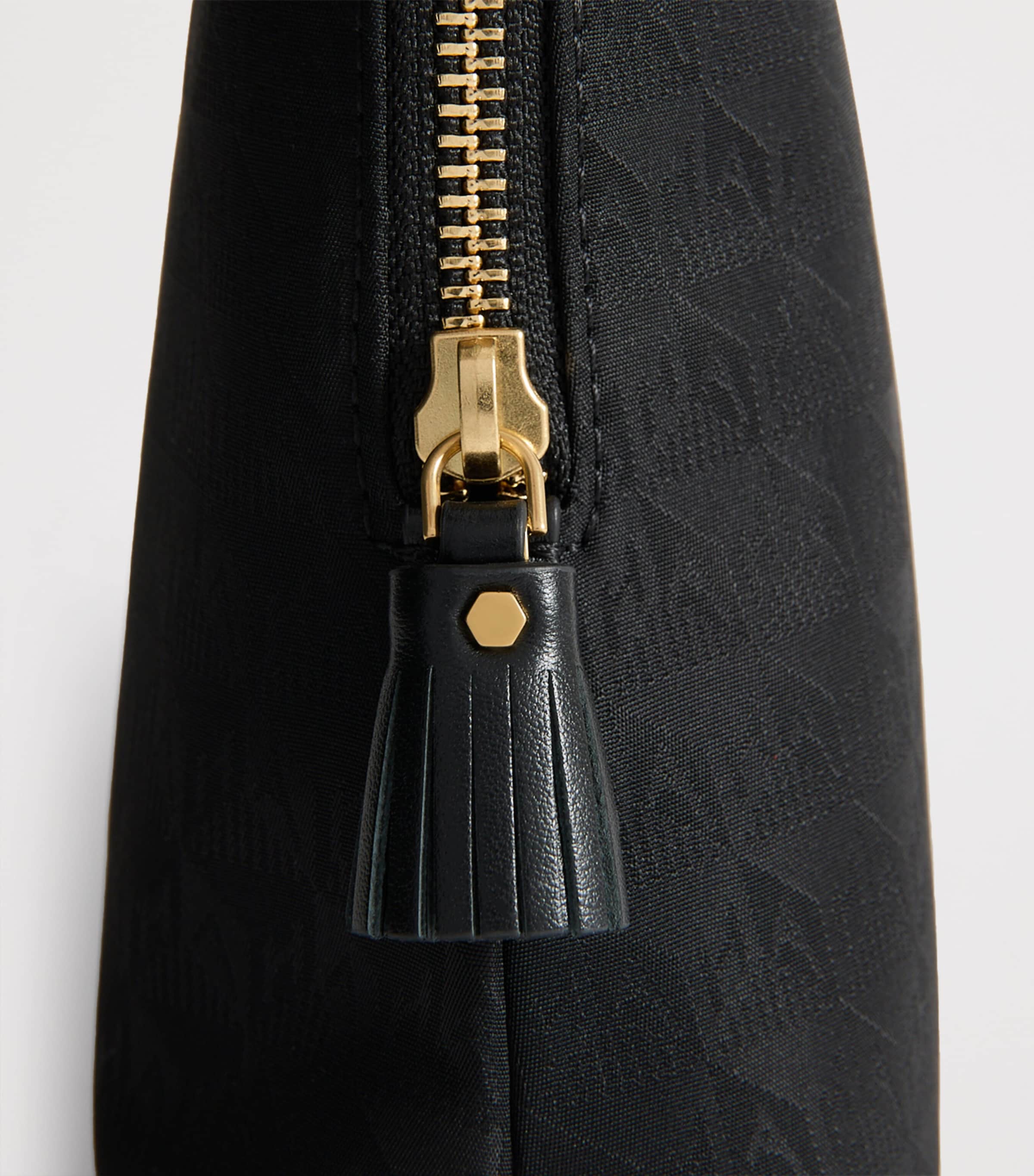 Jacquard Logo Lotions and Potions Pouch BLACK Image 3