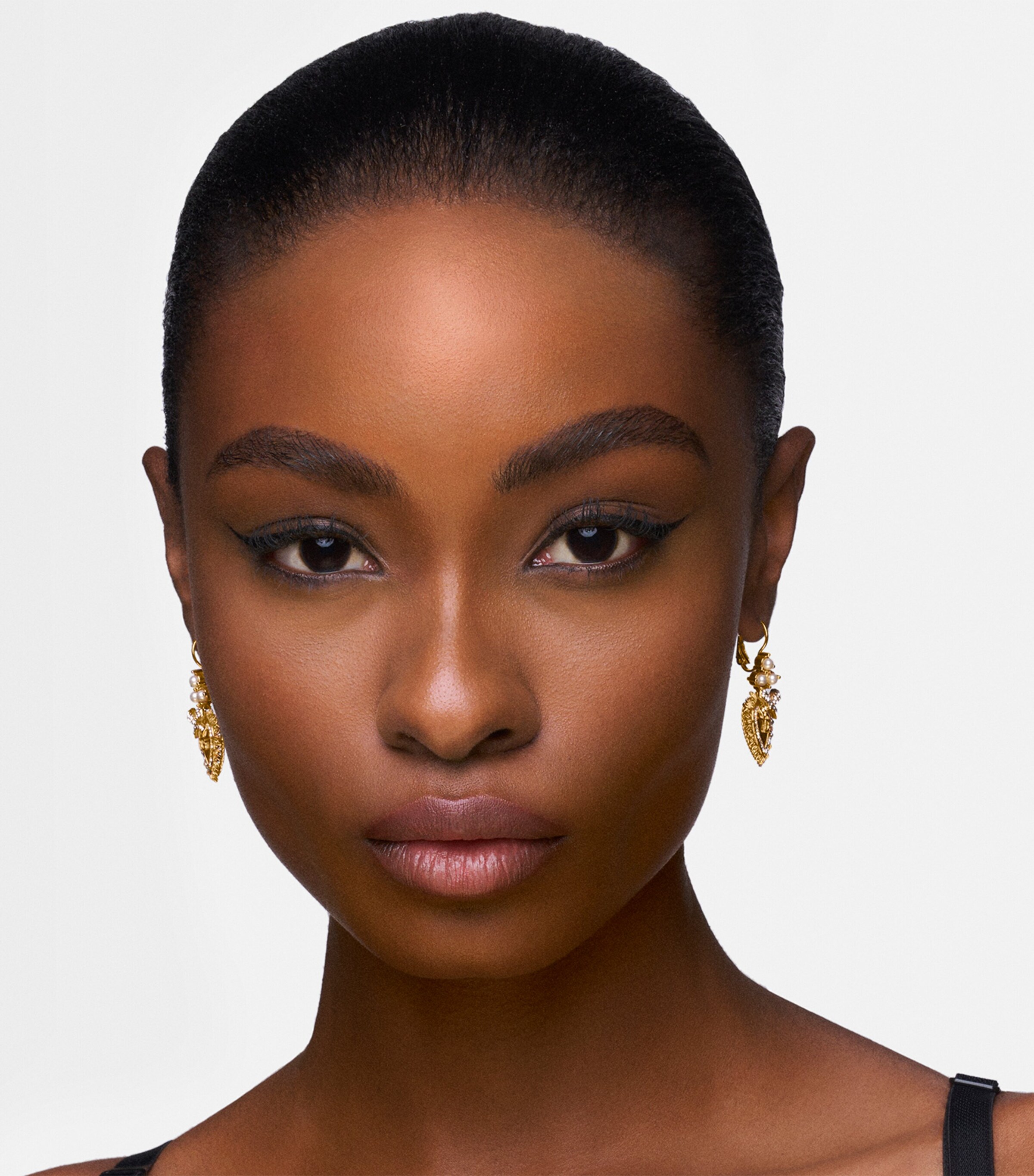 Dolce&Gabbana Everlast Foundation SPF 20 Medium Deep Image 4