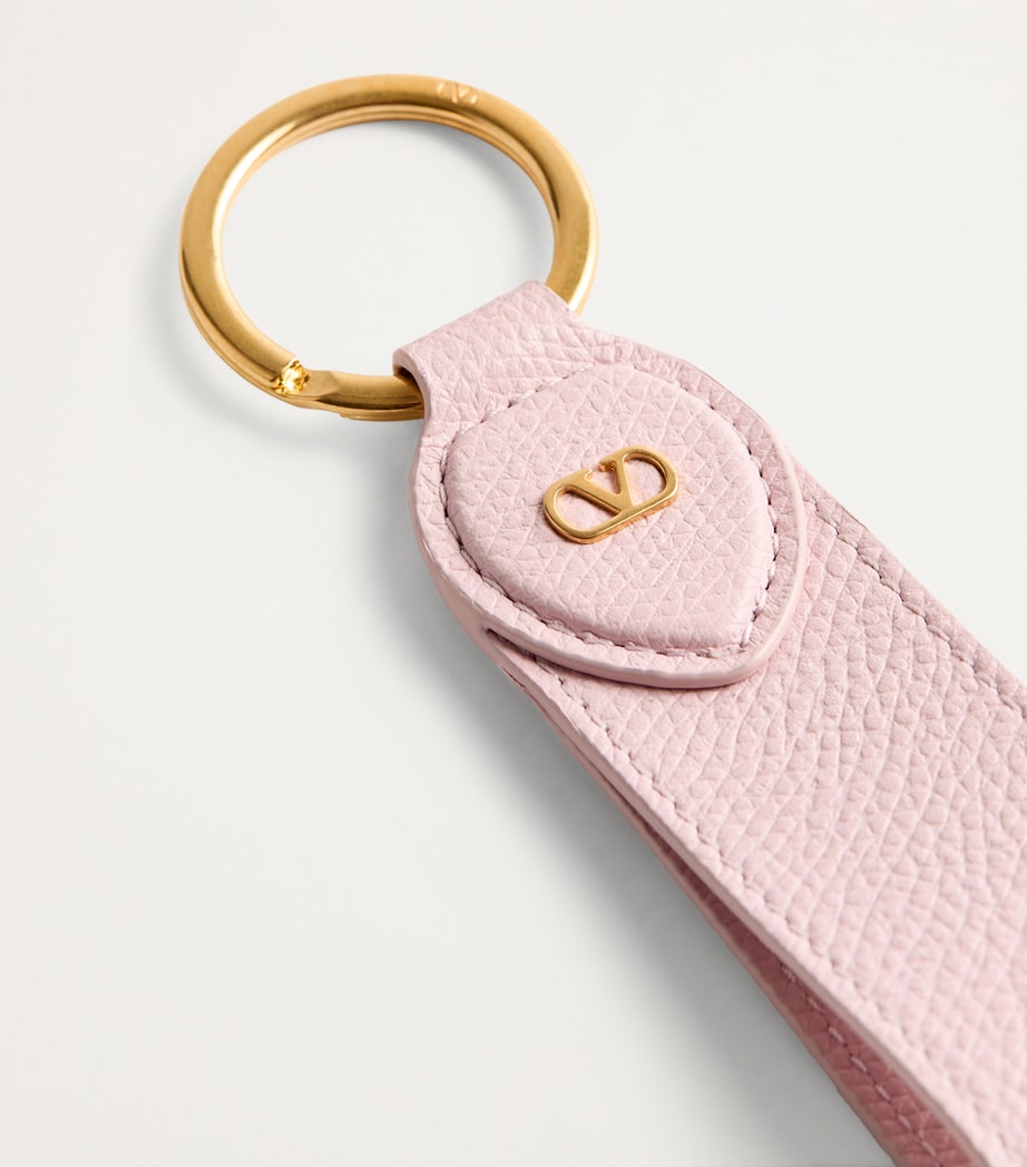 Leather VLogo Keychain 16Q Image 4