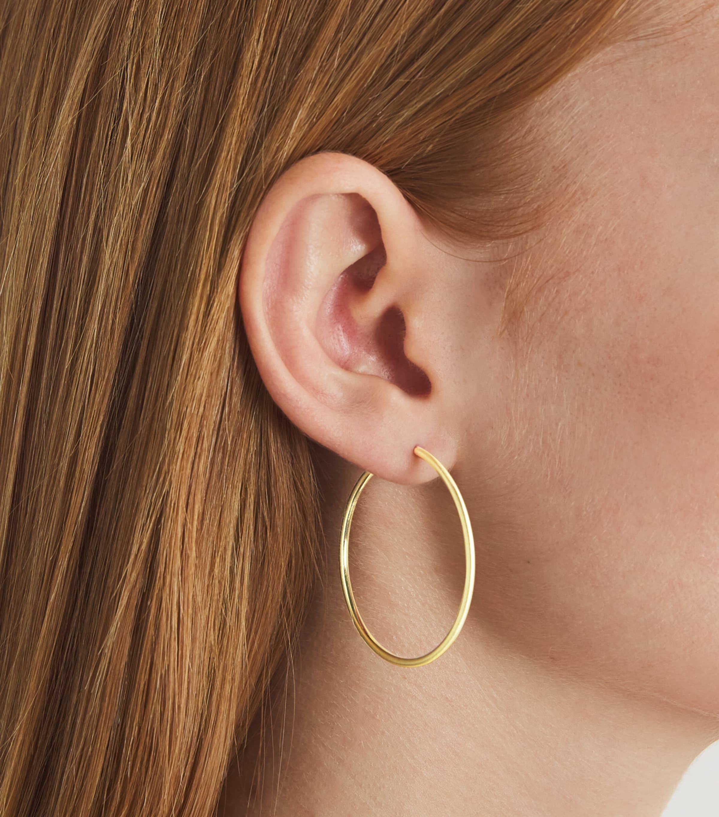 Jade Trau Yellow Gold Pia Plié Hoop Earrings Yellow Gold Image 2