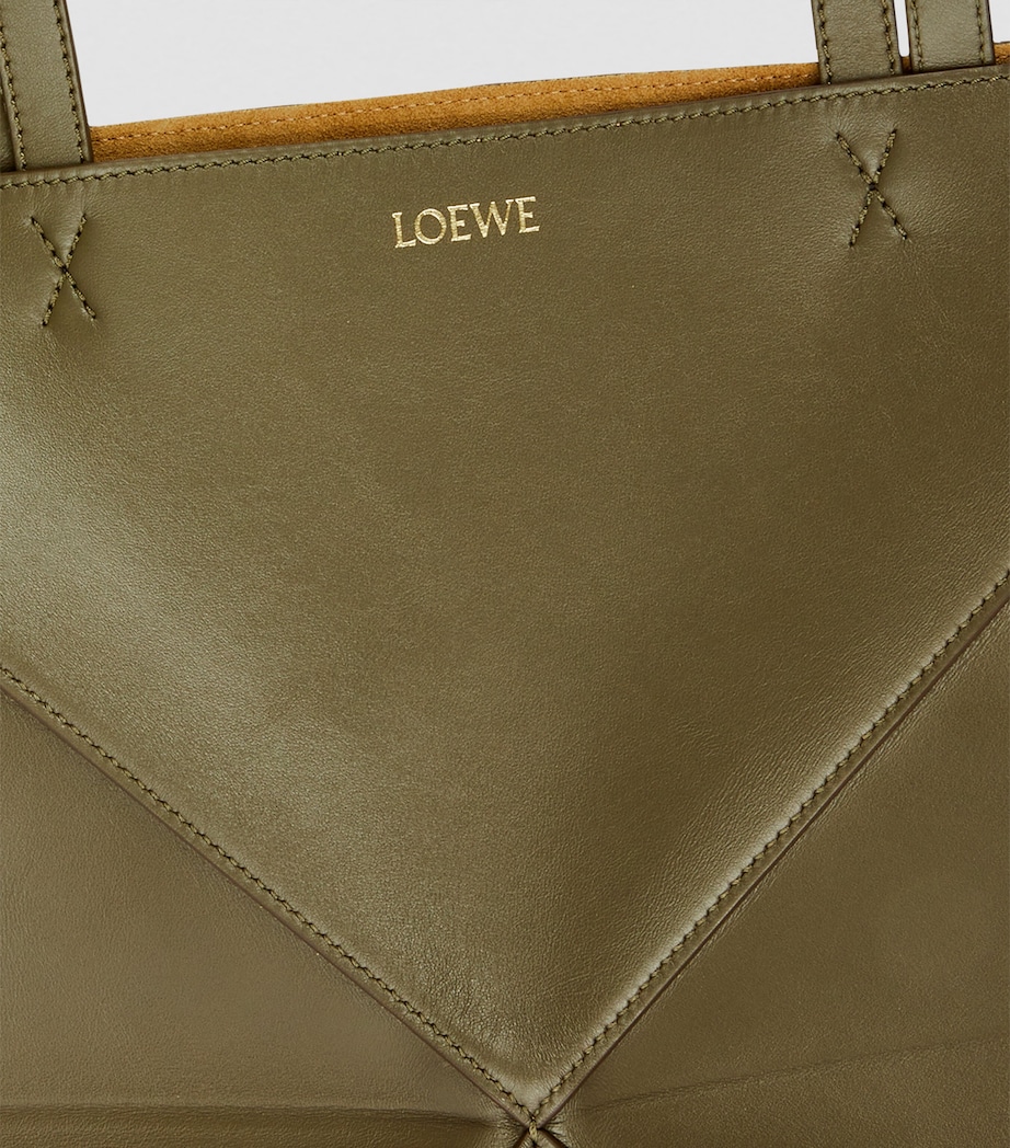 Medium Leather Puzzle Fold Tote Bag DARK KHAKI GREEN Image 7