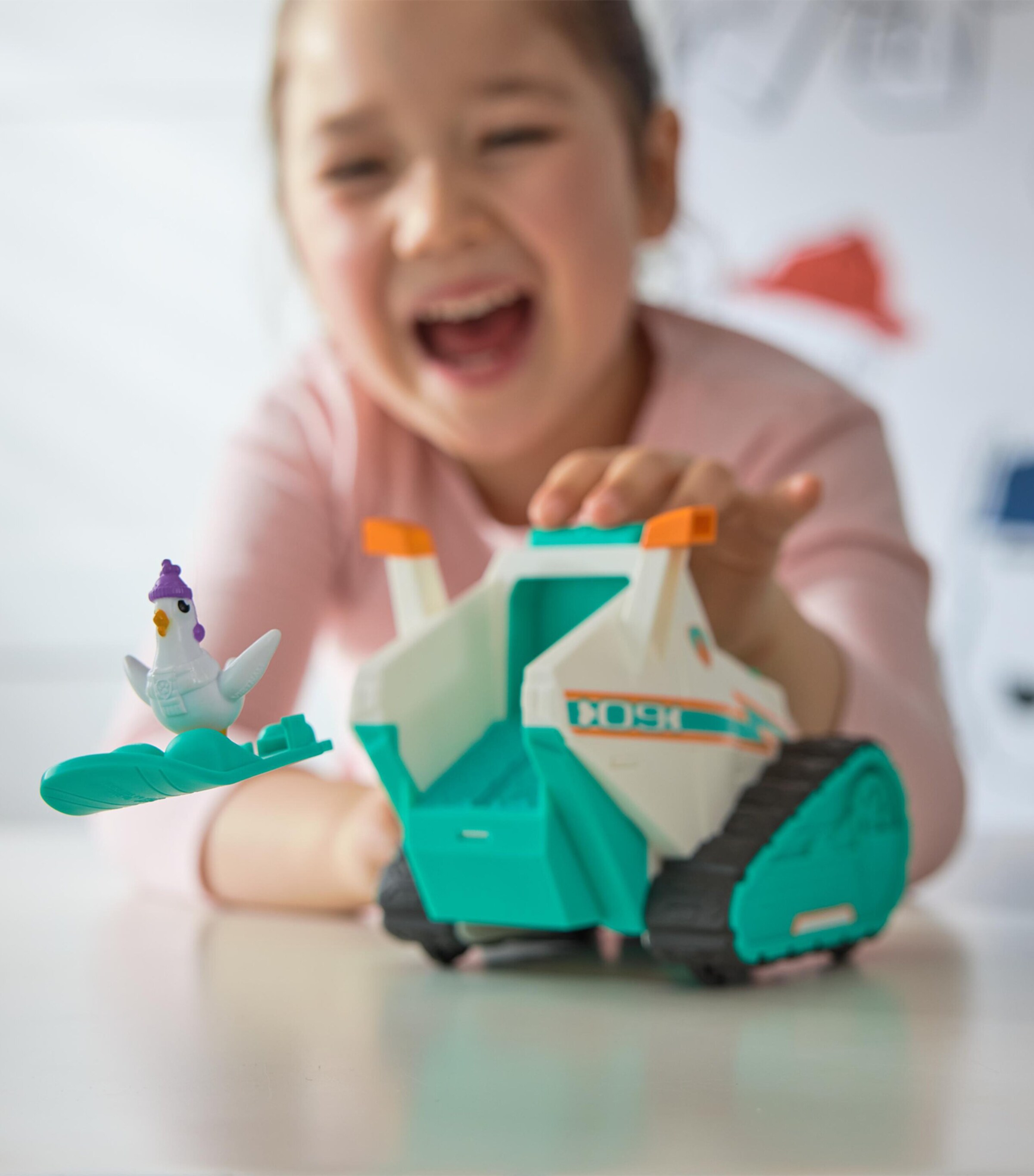 PAW Patrol PAW Patrol: Everest Deluxe Snowmobile Image 8