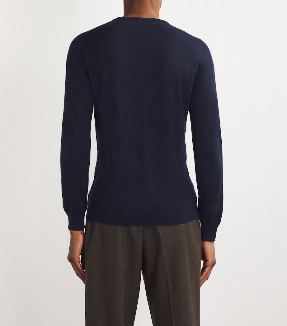 Superfine Cashmere V-Neck Sweater SD7600 DARK NAVY Image 4