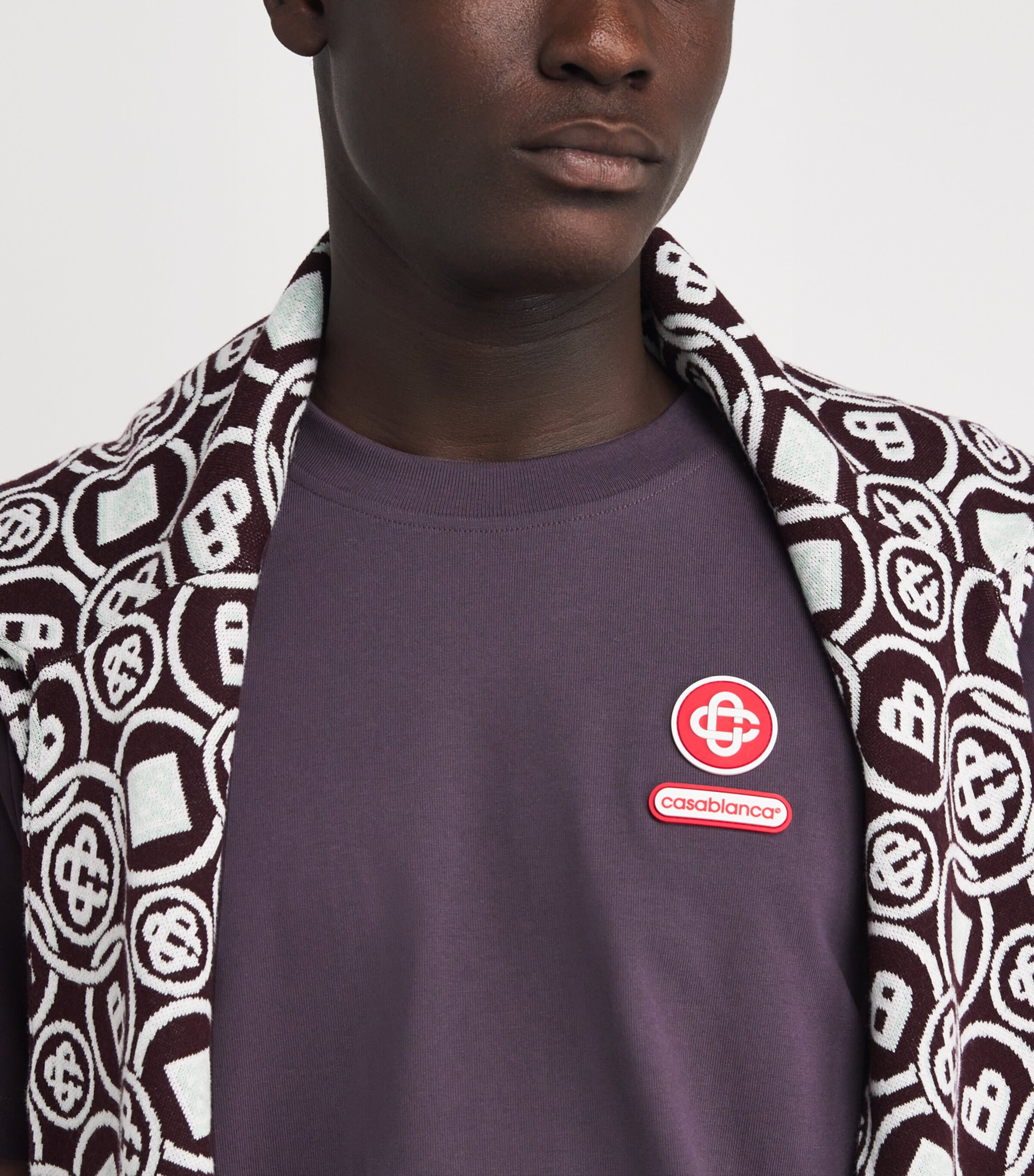 Organic Cotton Logo Patch T-Shirt AUBERGINE Image 6