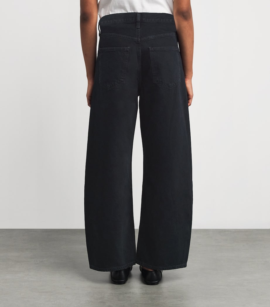 Cropped Low Curve Jeans CRSHD Image 4