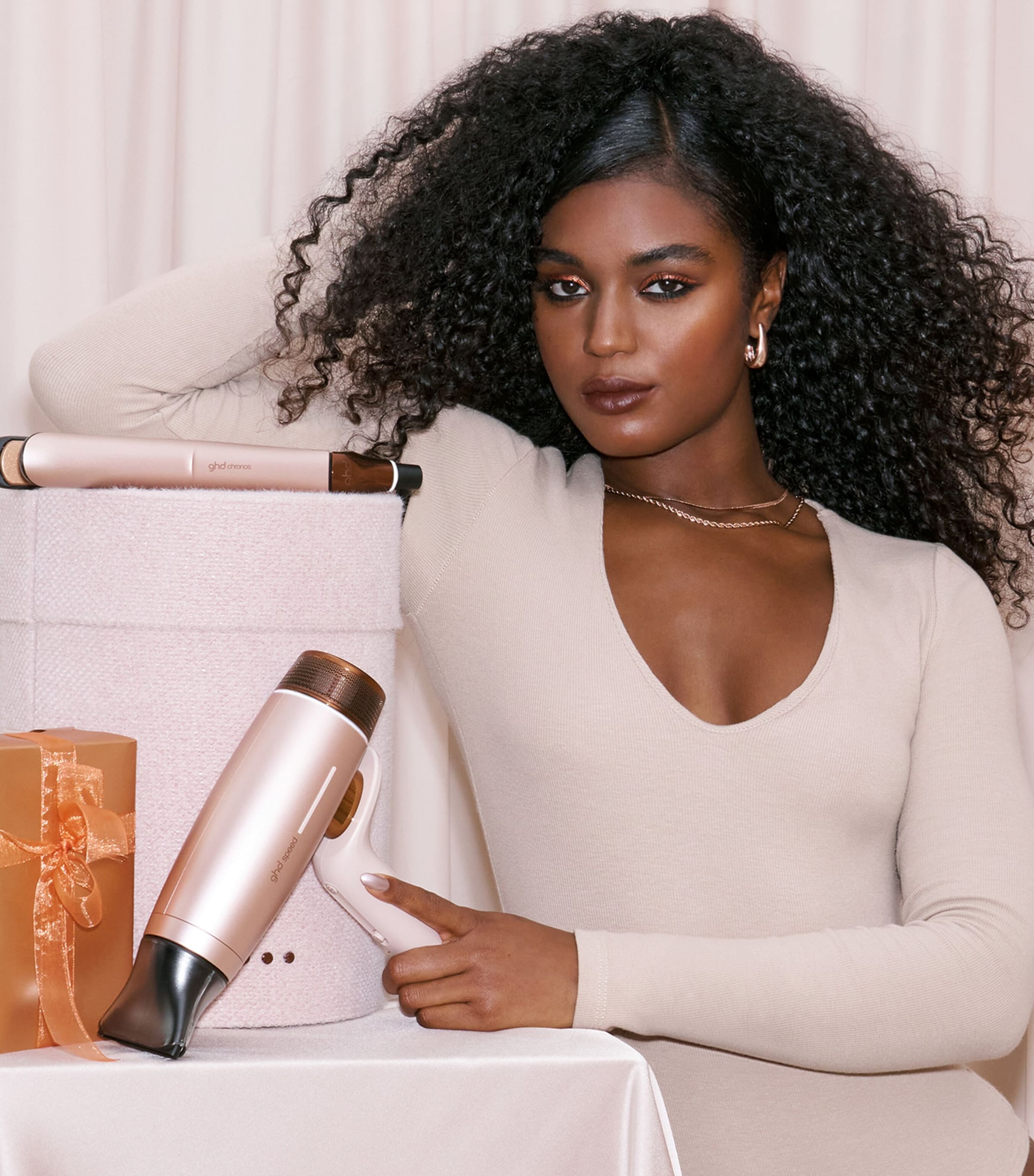 ghd Deluxe Speed Hair Dryer and Chronos Hair Straightener Gift Set Image 3