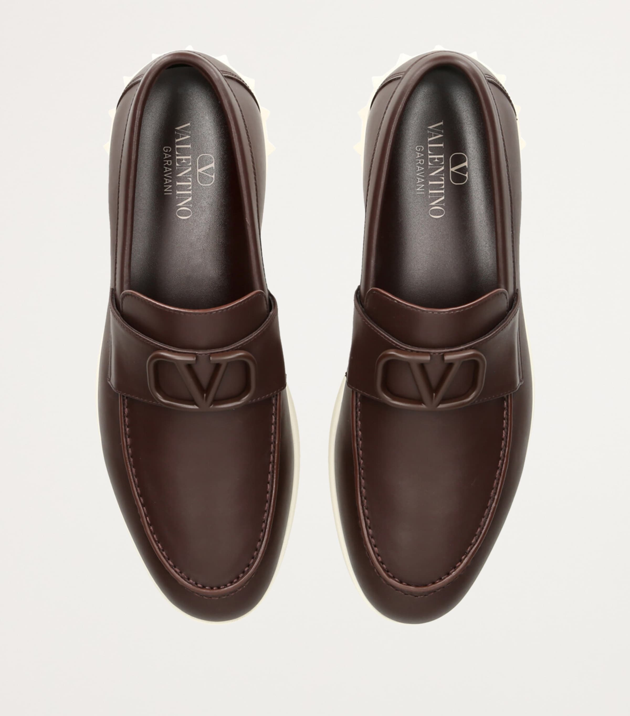 ローファー・オックスフォード VALENTINO GARAVANI LEISURE FLOWS LEATHER LOAFERS Valentino Garavani Leisure Flows Calfskin Loafer | Saks