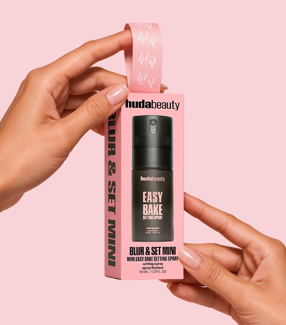 Huda Beauty Easy Bake Setting Spray (30ml) Image 3