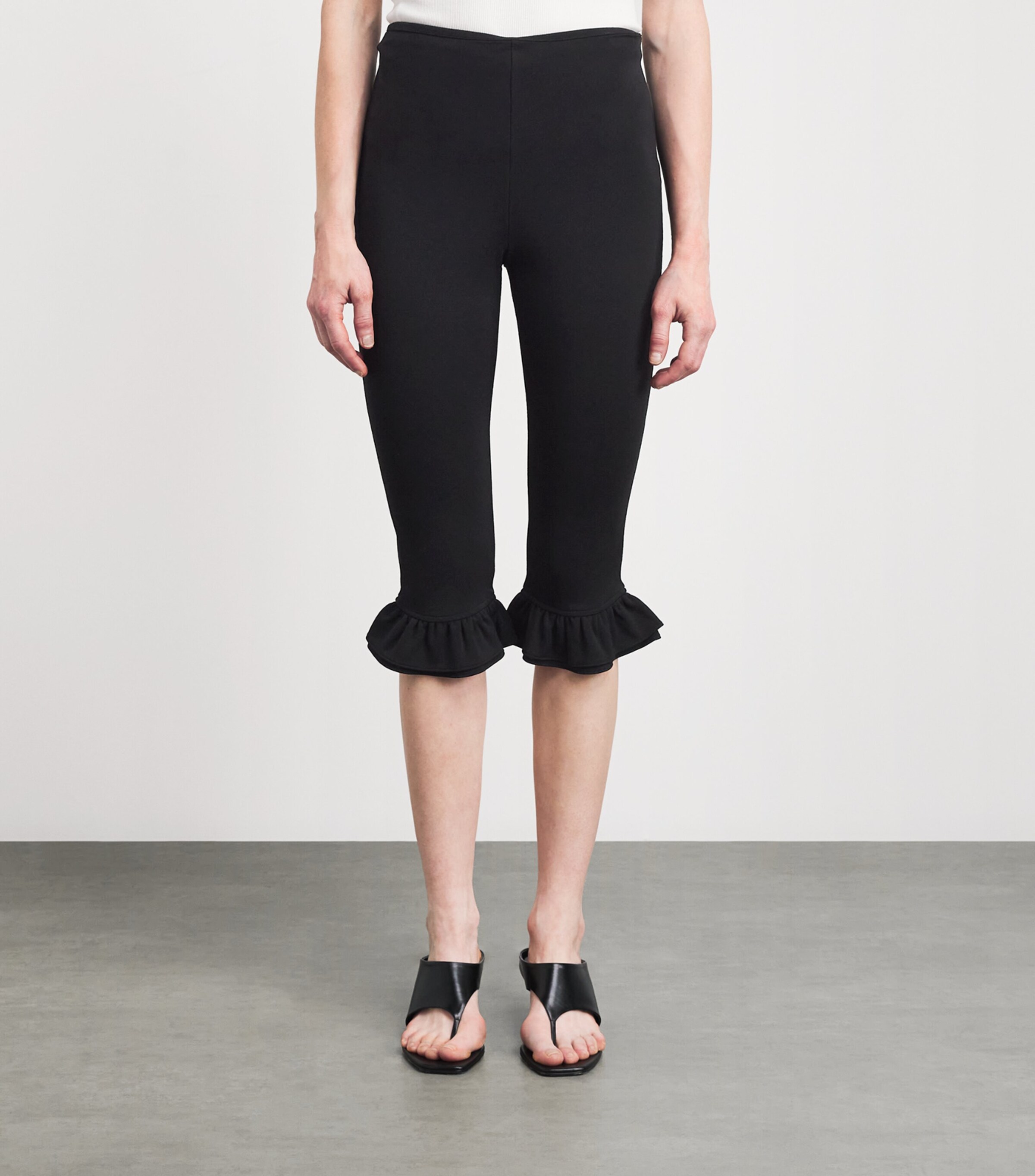 Jacquemus Womens Jersey Playa Capri Trousers Black Image 4