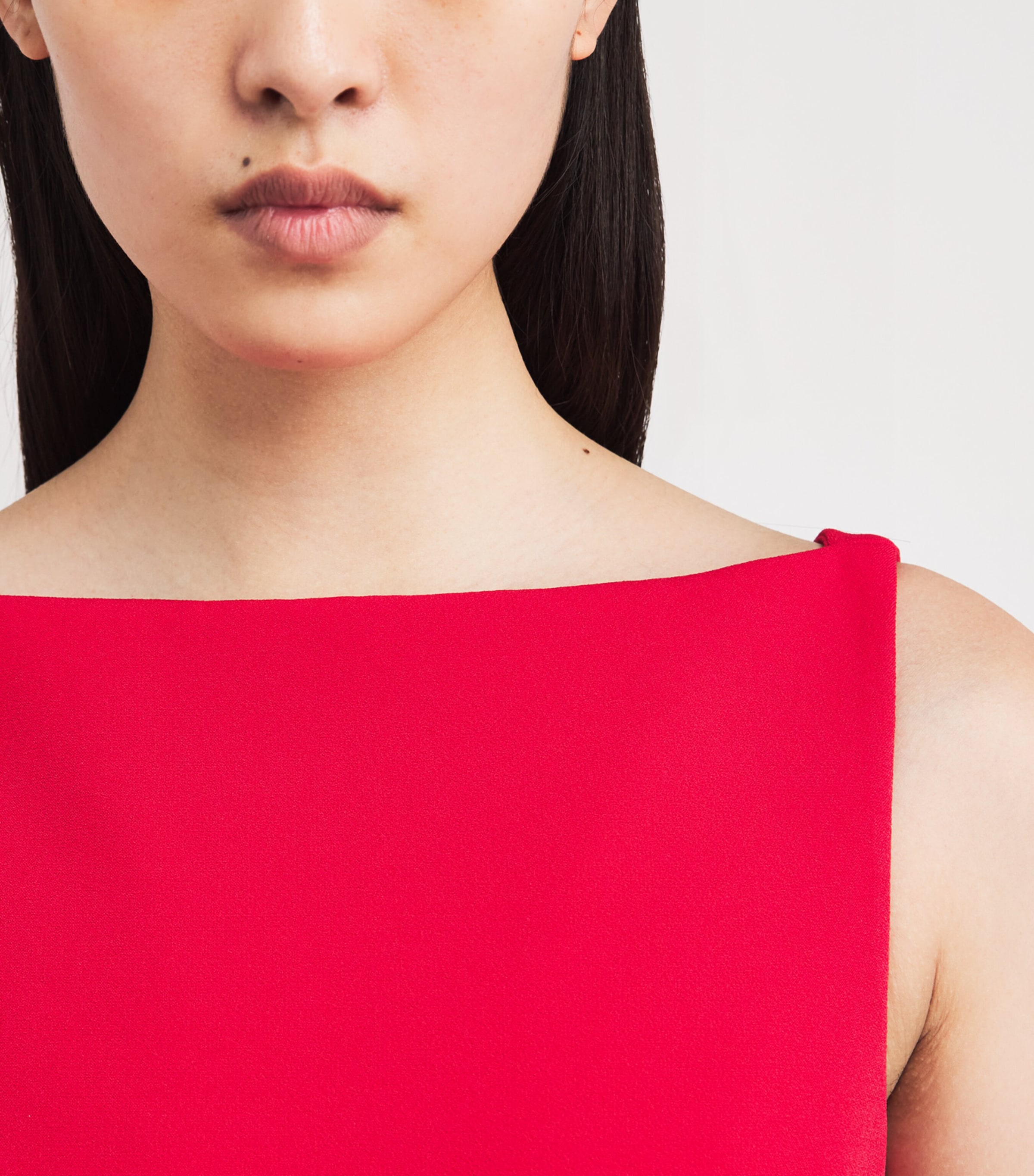 Crepe Sloane Gown LACQR RED ON CRIMSON Image 6