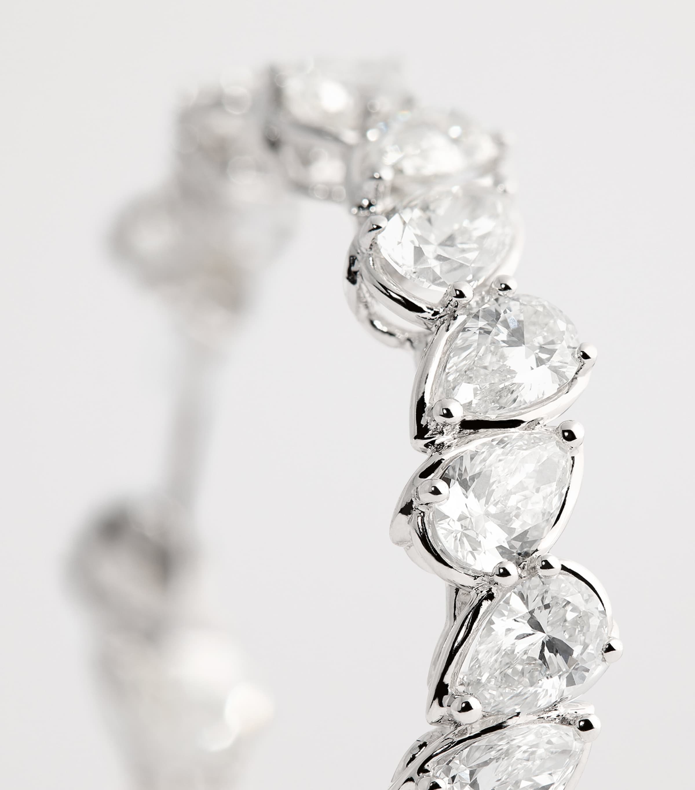 White Gold and Diamond Hoop Earrings (9.50ctw) WHITE GOLD Image 5