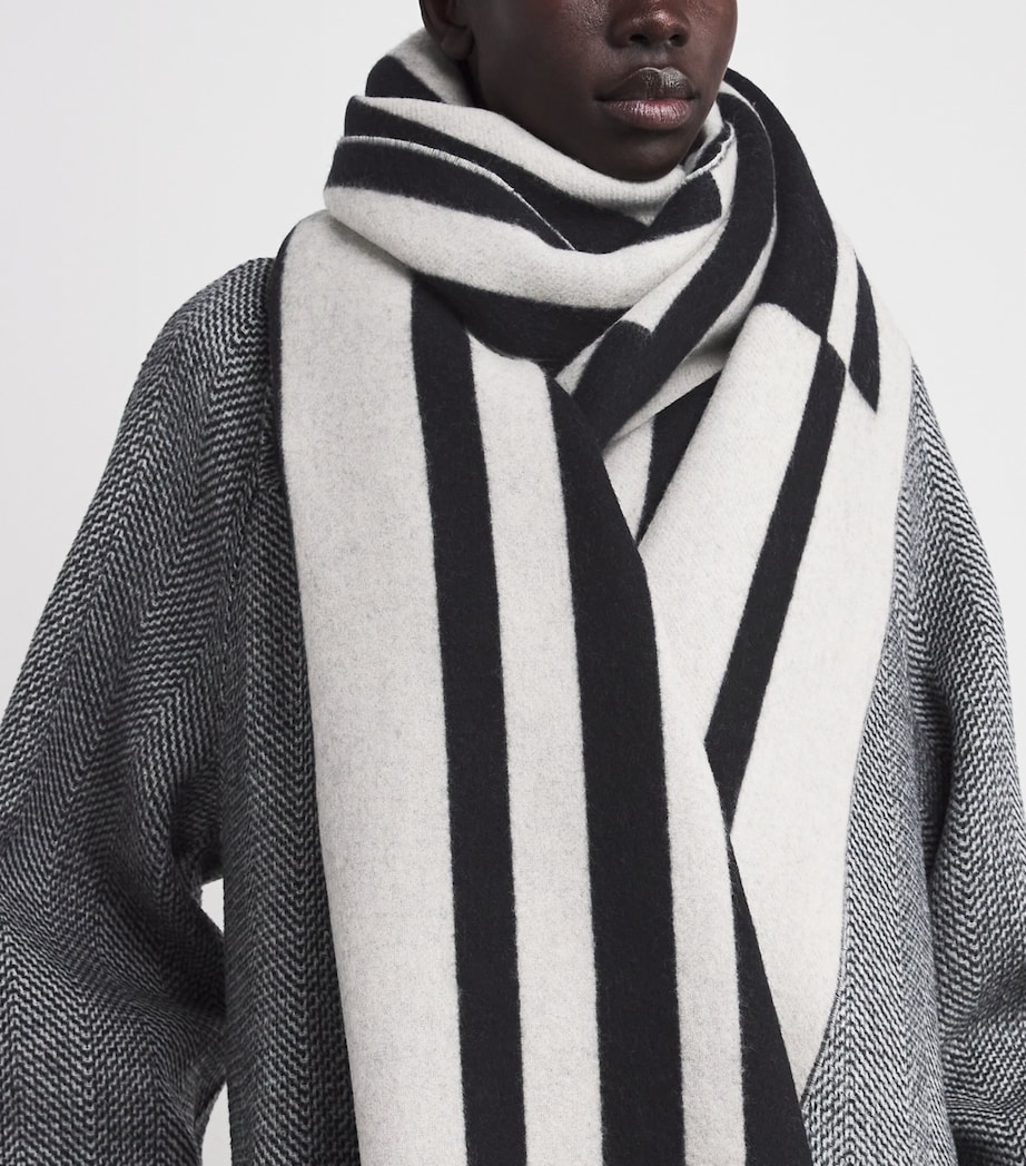 Wool Magali Scarf IVORY/BLACK Image 3