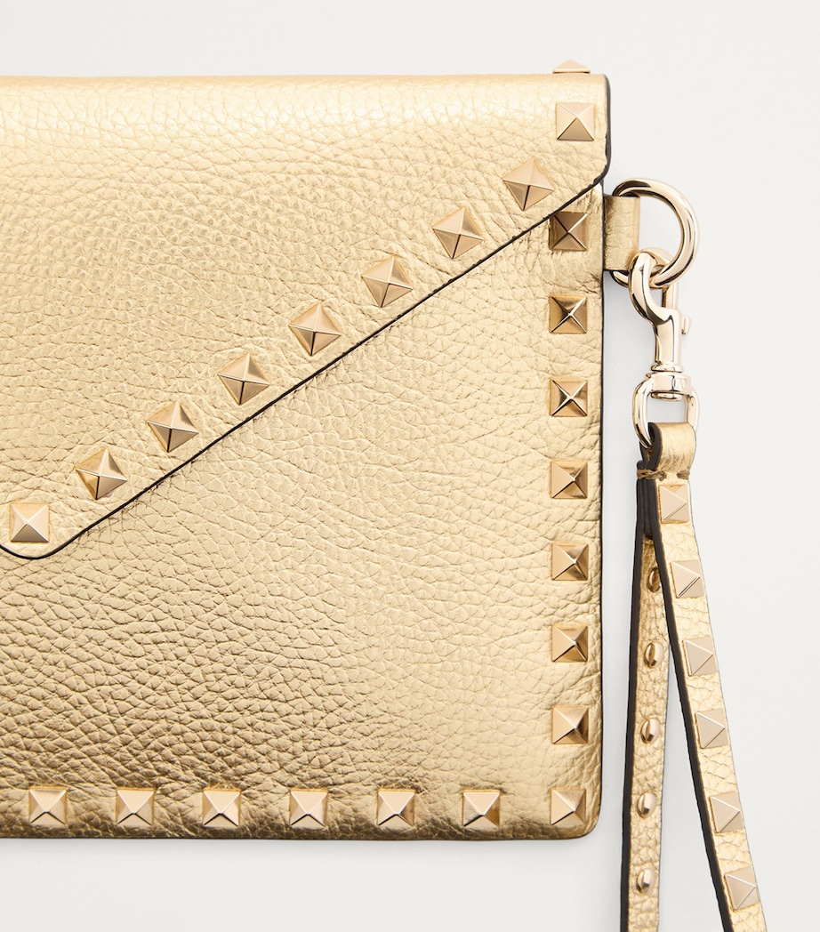 Metallic Leather Rockstud Pouch I8M Image 5