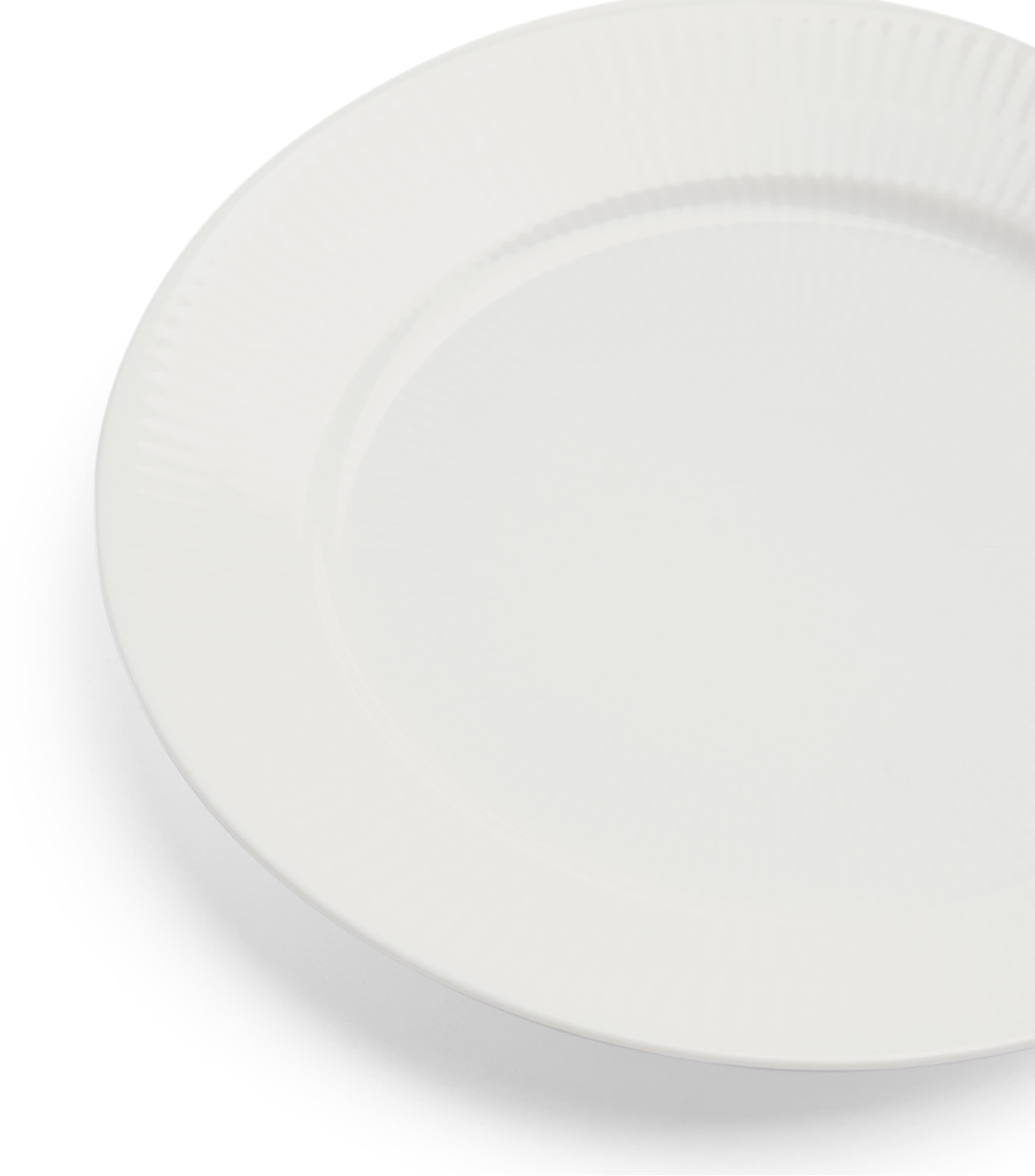 White Fluted Plate (22cm) WHITE Image 2