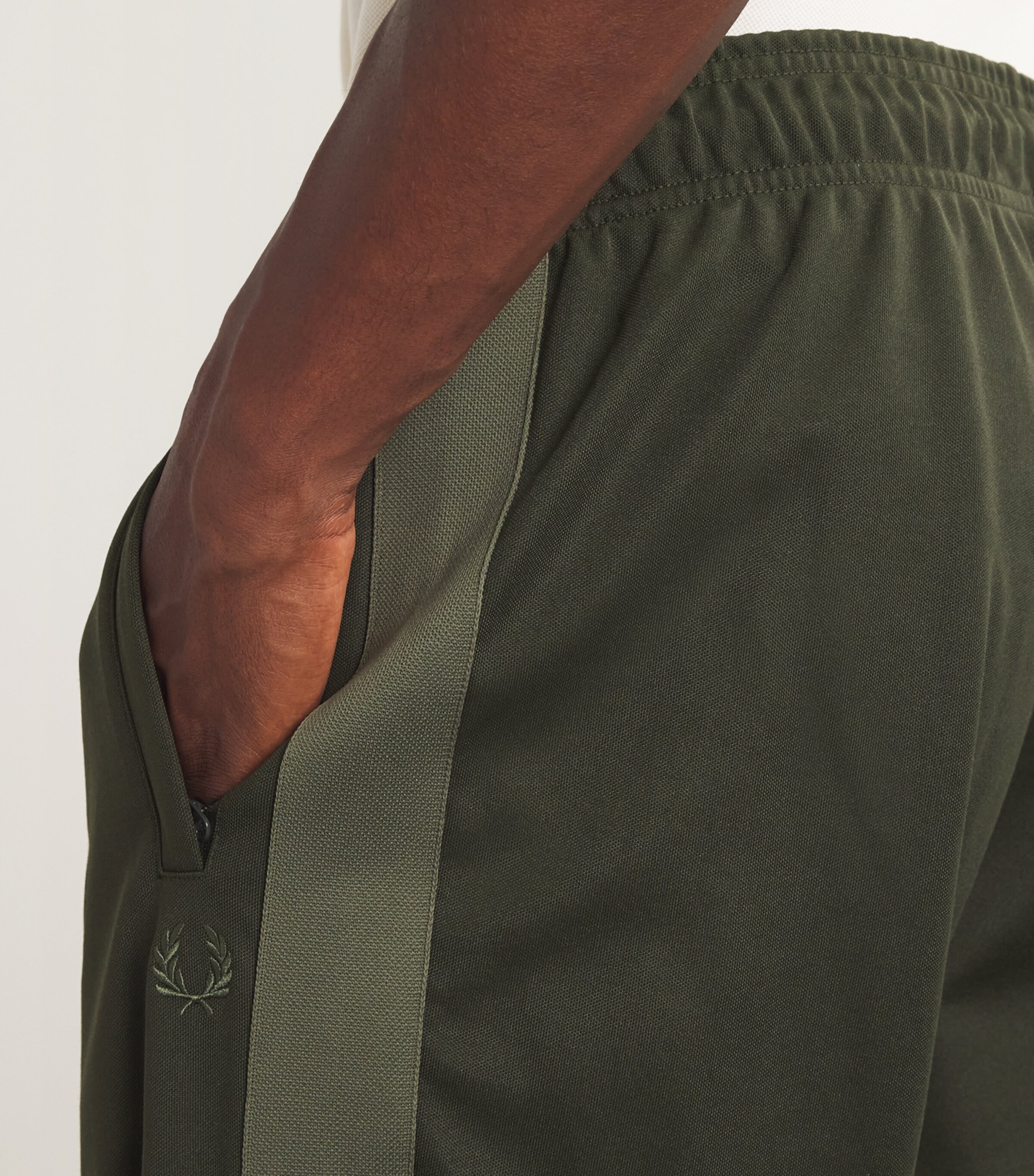 Fred Perry Mens Tape-Side Logo Track Pants Hunting Green Image 6