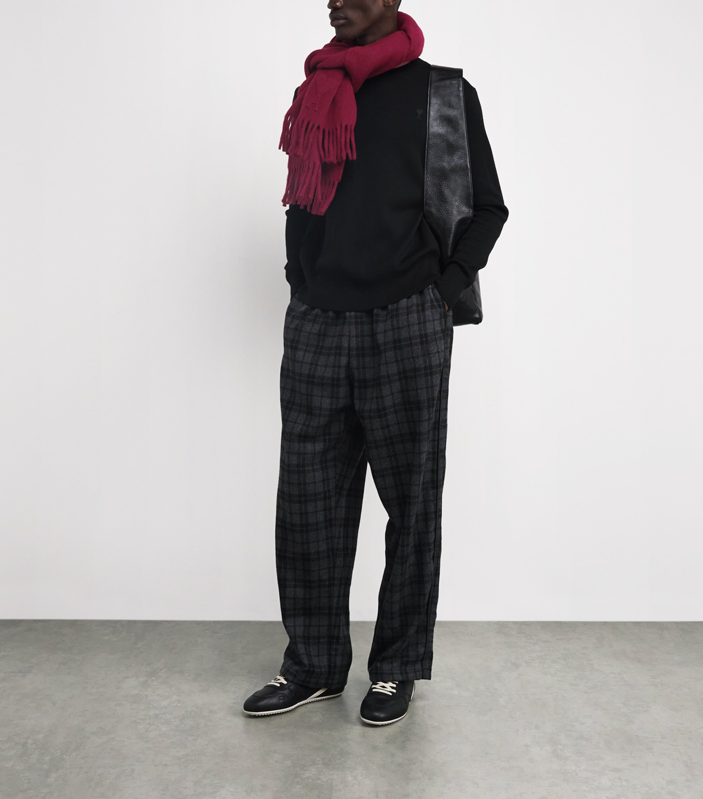 Wool Fringe Scarf 692 - CERISE Image 2