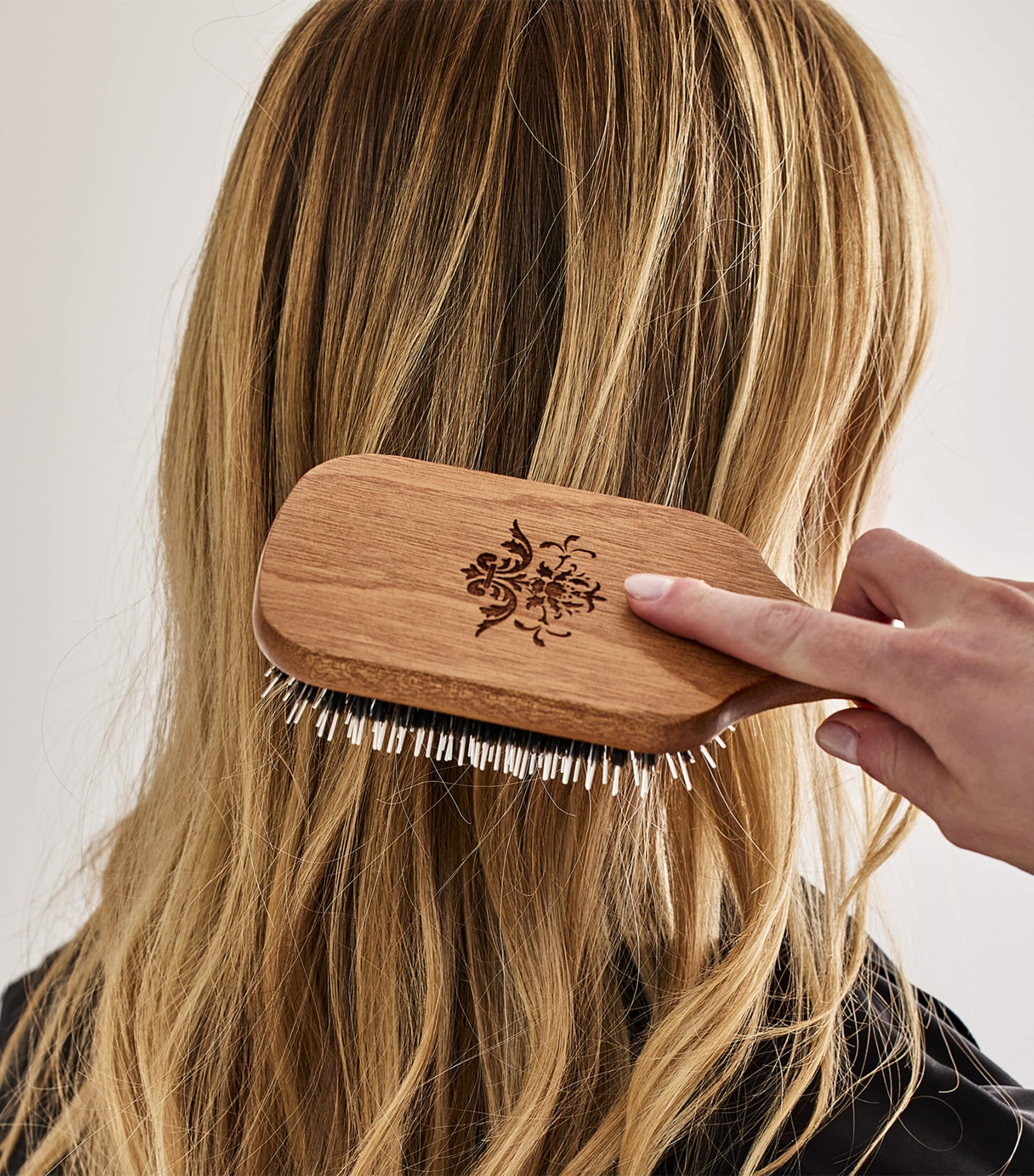 Mahogany Paddle Hairbrush NO COLOUR Image 3