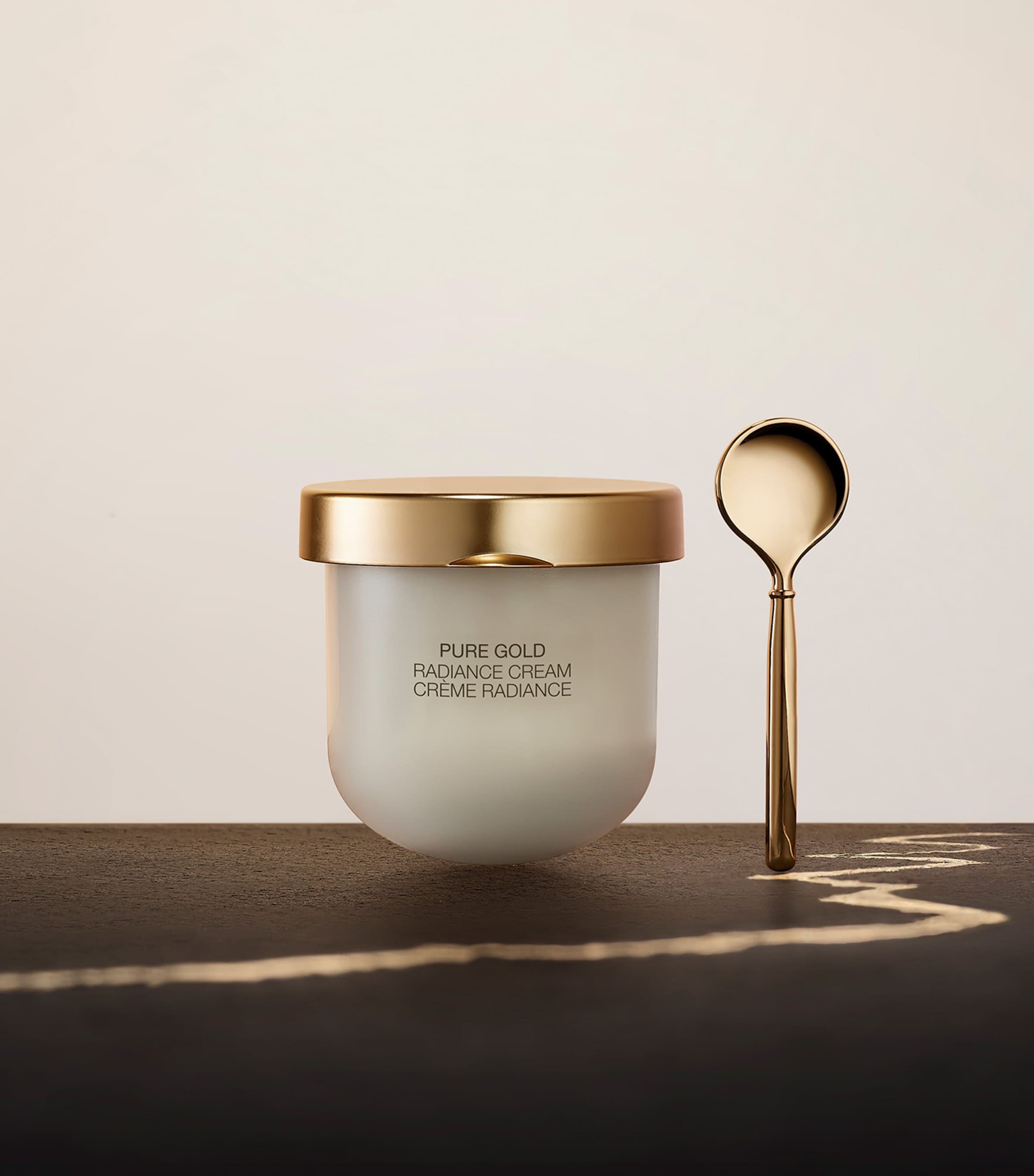 Pure Gold Radiance Refill (50ml) NO COLOUR Image 2