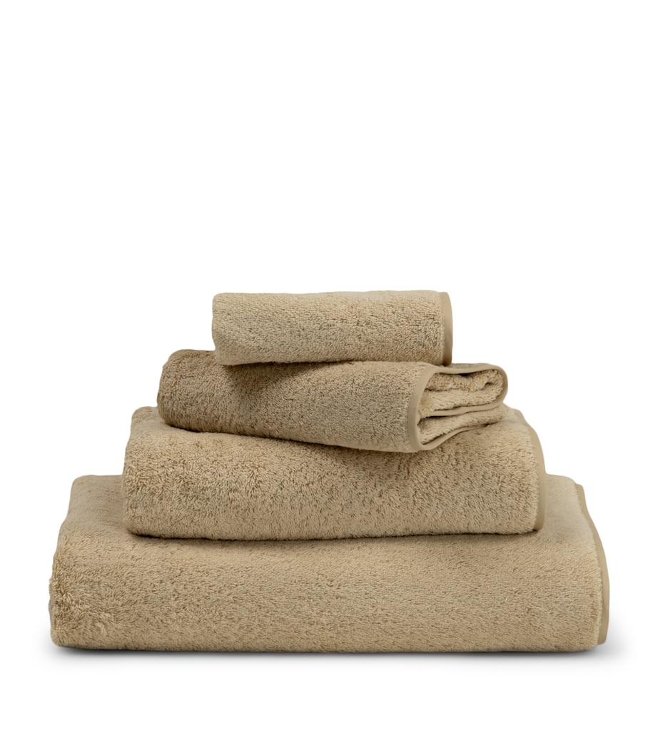 Frette Cotton Unito Hand Towel (60cm x 110cm) Golden Beige Image 4