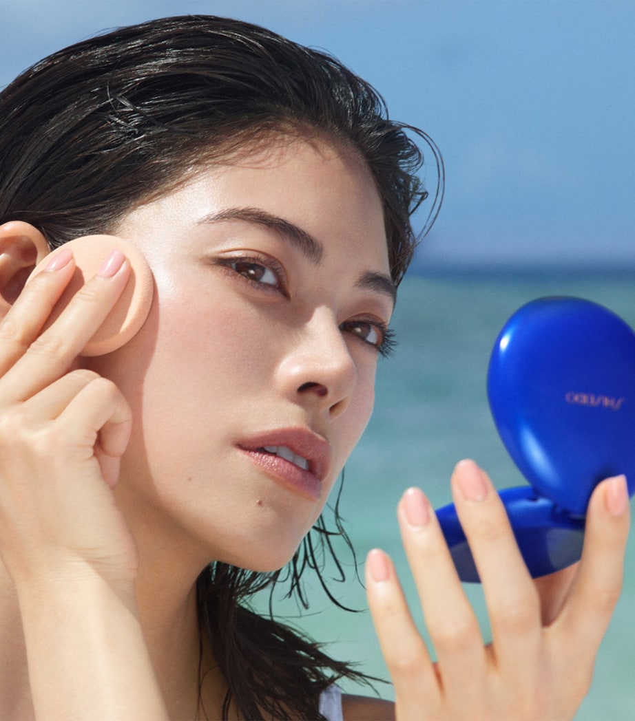 UV Protective Compact Foundation SPF 30 MI Image 2