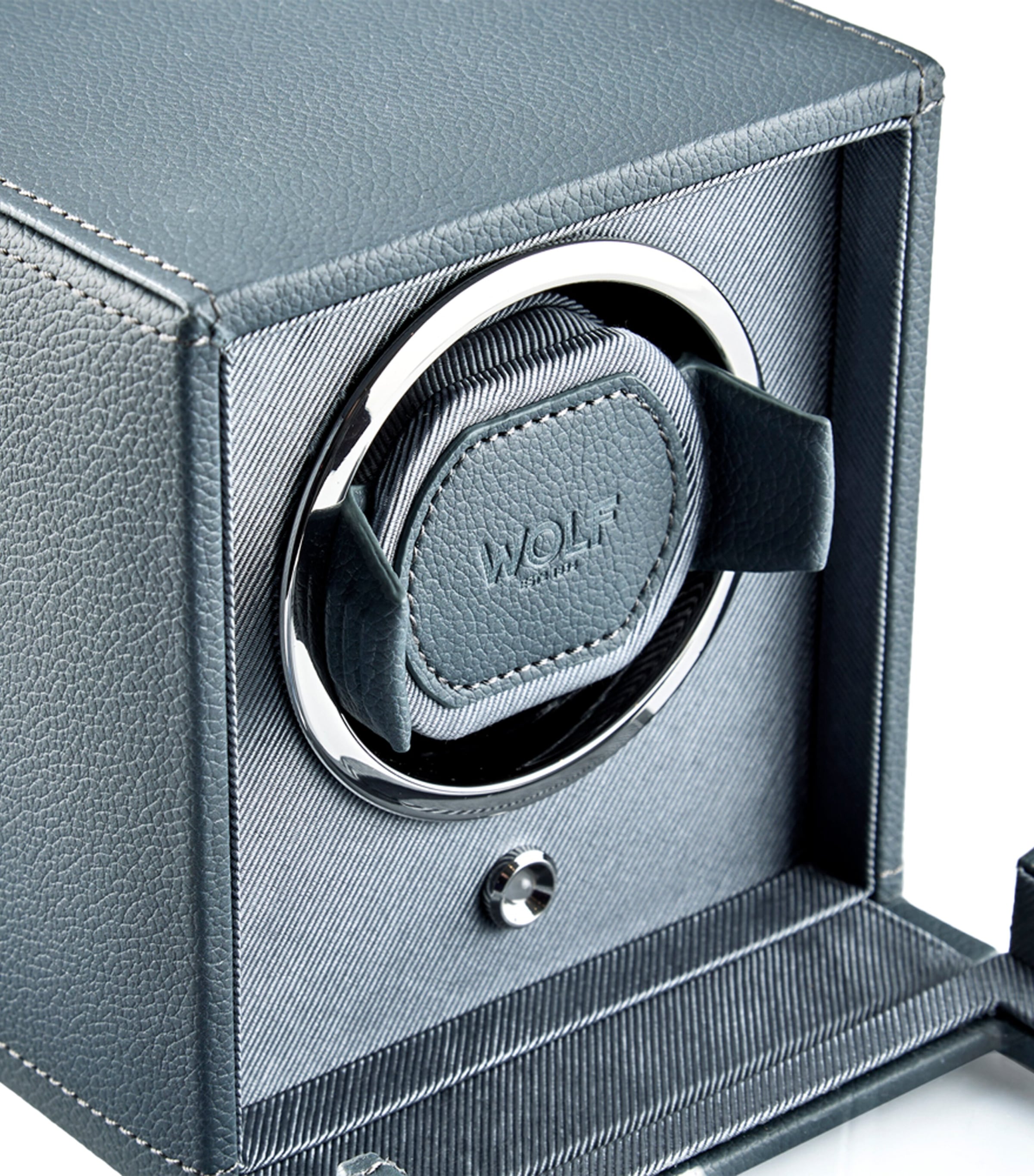 WOLF Cub Single Watch Winder with Cover Future Grey Image 5