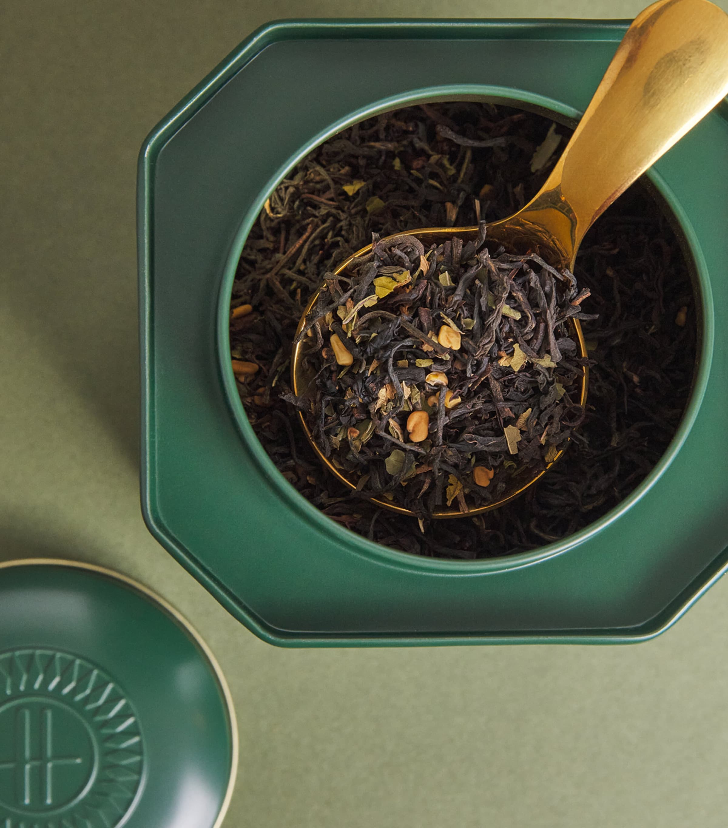 Harrods With Love from Harrods Loose Leaf Tea (125g) Image 2