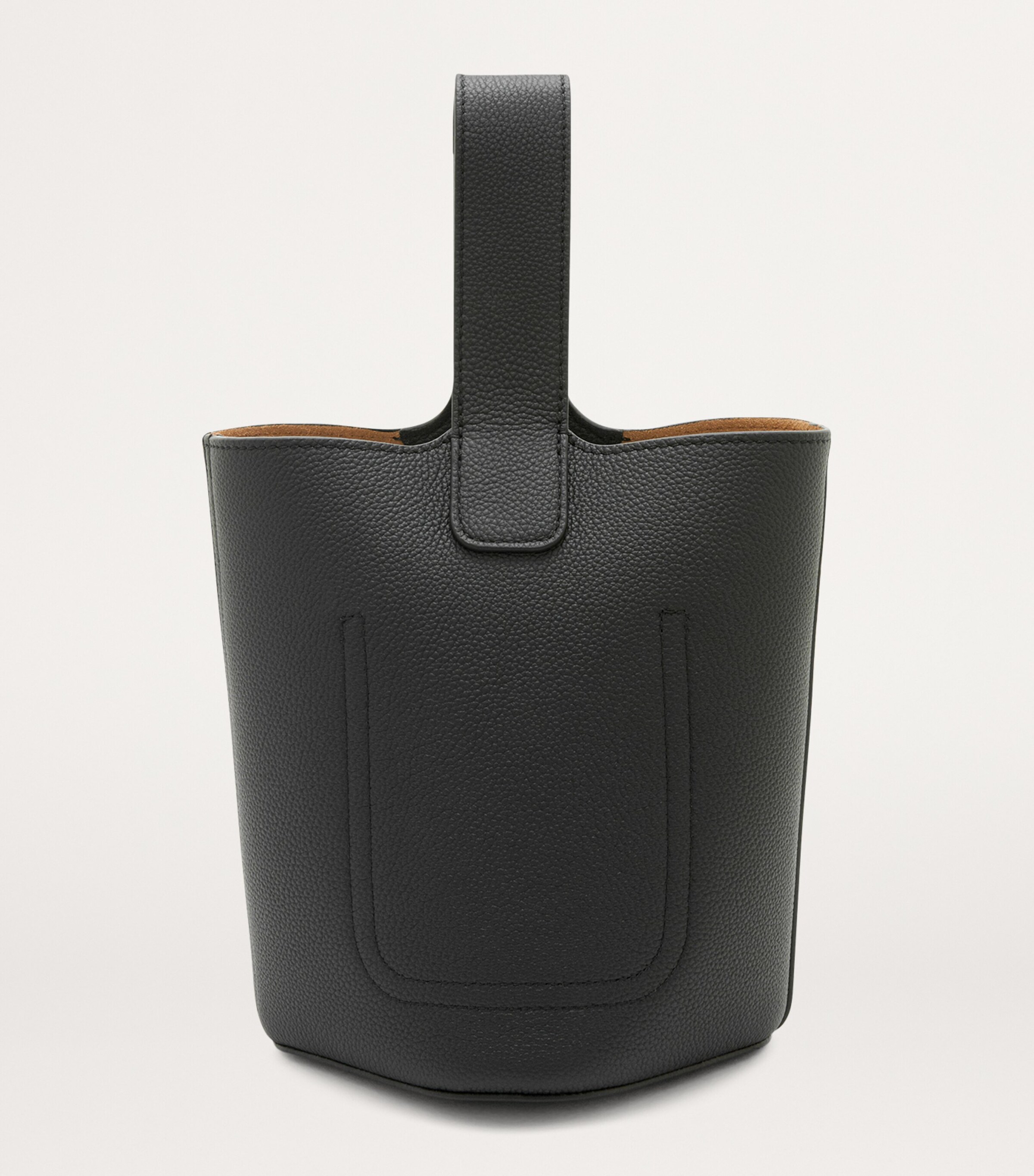【LOEWE】PEBBLE MINI BUCKET BAG LOEWE Mini Leather Pebble Bucket Bag | Harrods US