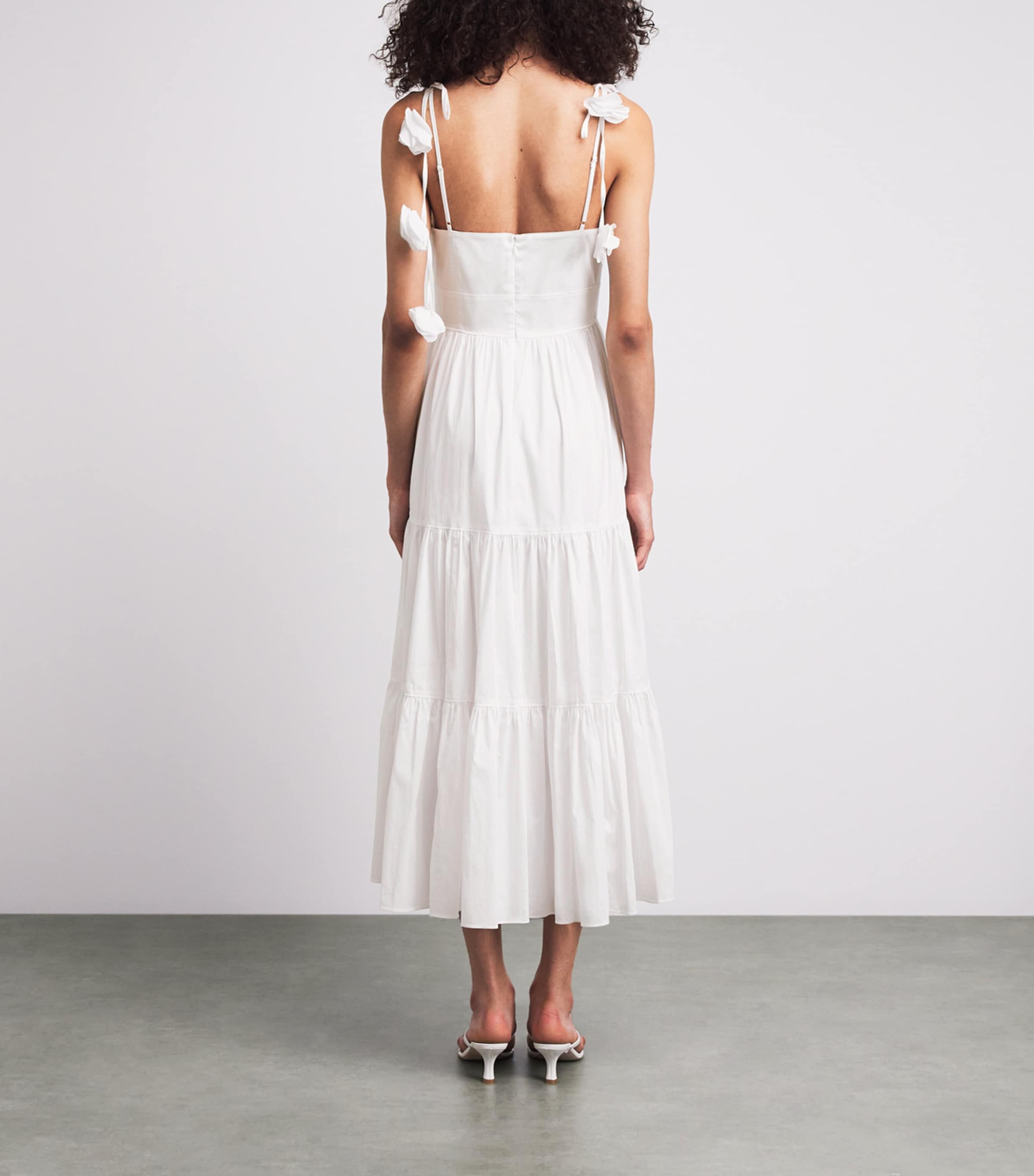 cinq a sept white dress  Cascade Bugle Micky Mini 75% cotton/24% polyester/1% elastane Cinq  Sept Emily Dress