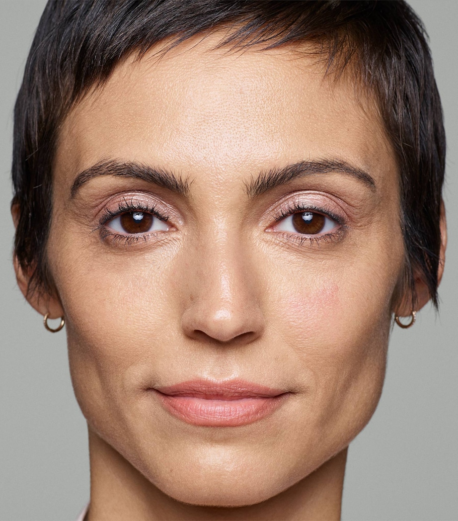 Futurist Hydra Rescue Moisturising Foundation SPF 45 3W1 TAWNY Image 3