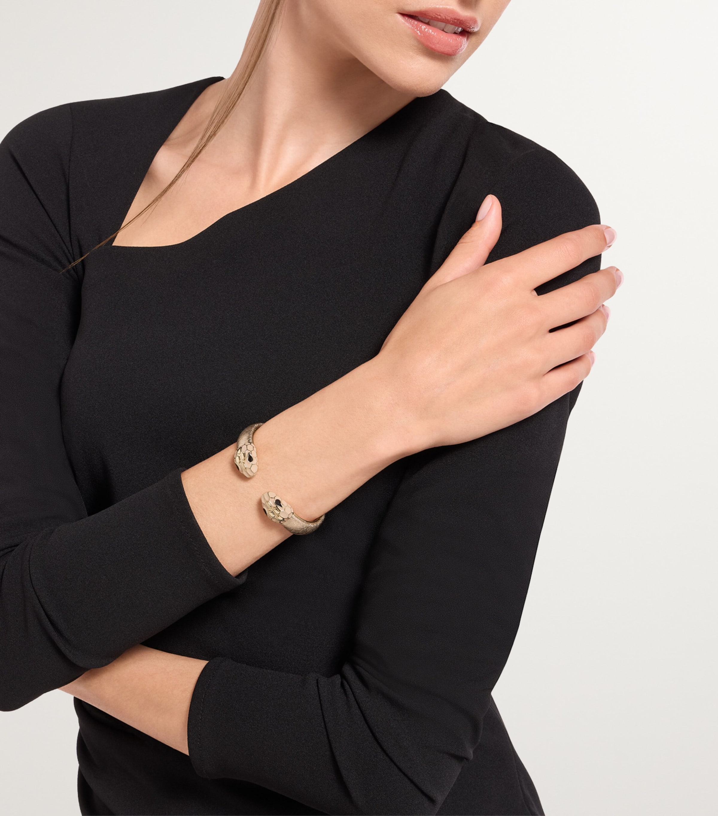 Leather Serpenti Forever Bangle LIGHT GOLD Image 2