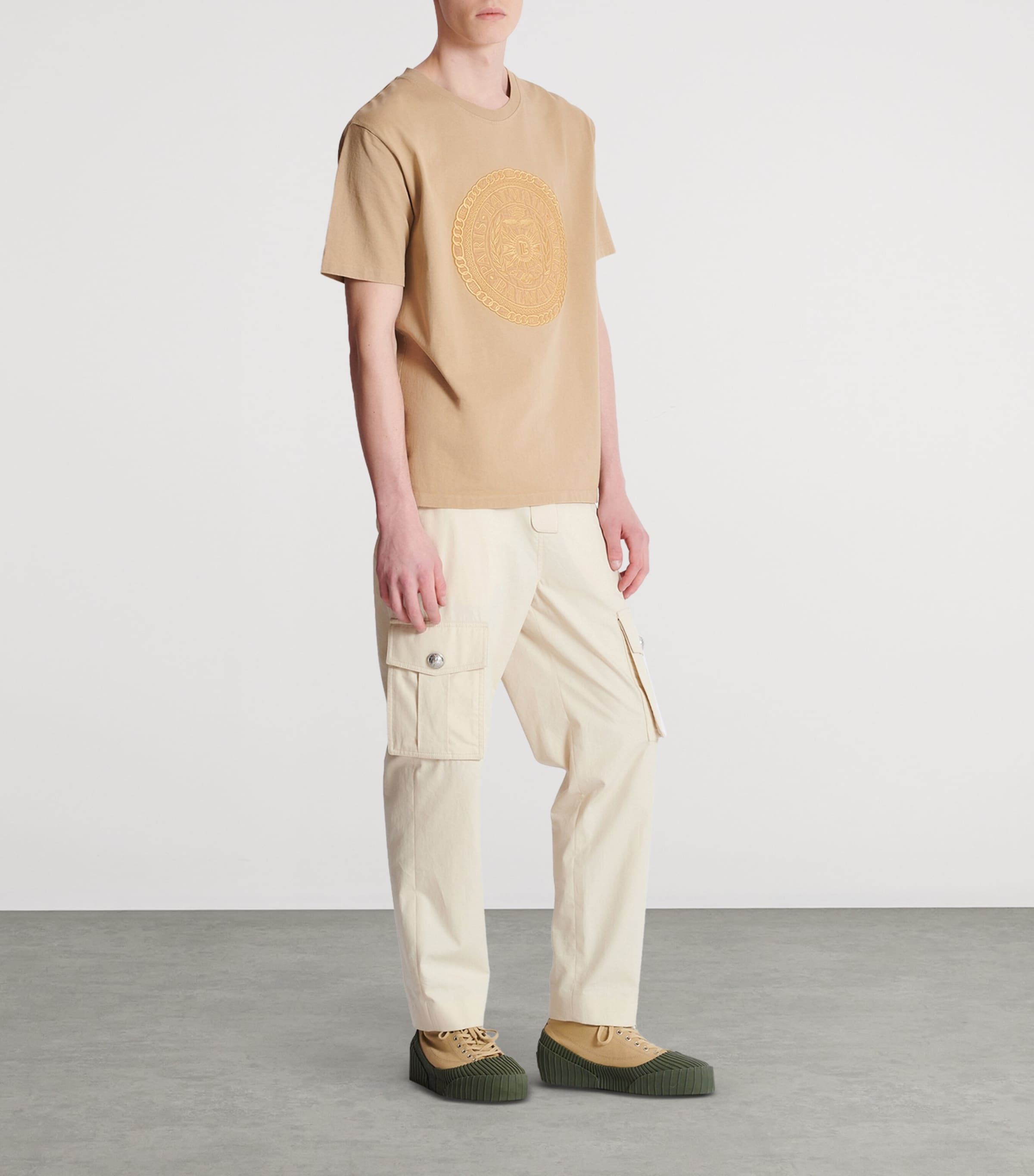 Embroidered Medallion T-Shirt 8KC CAMEL Image 3