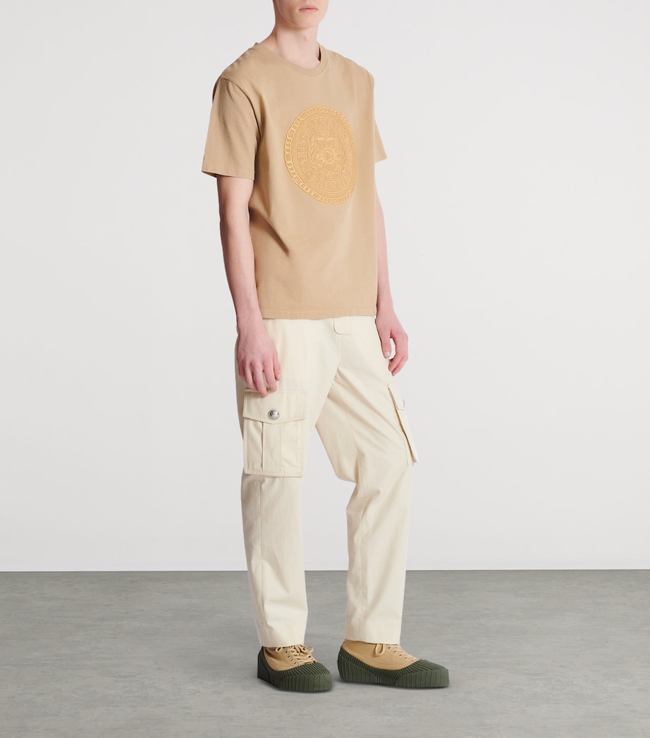 Embroidered Medallion T-Shirt 8KC CAMEL Image 3