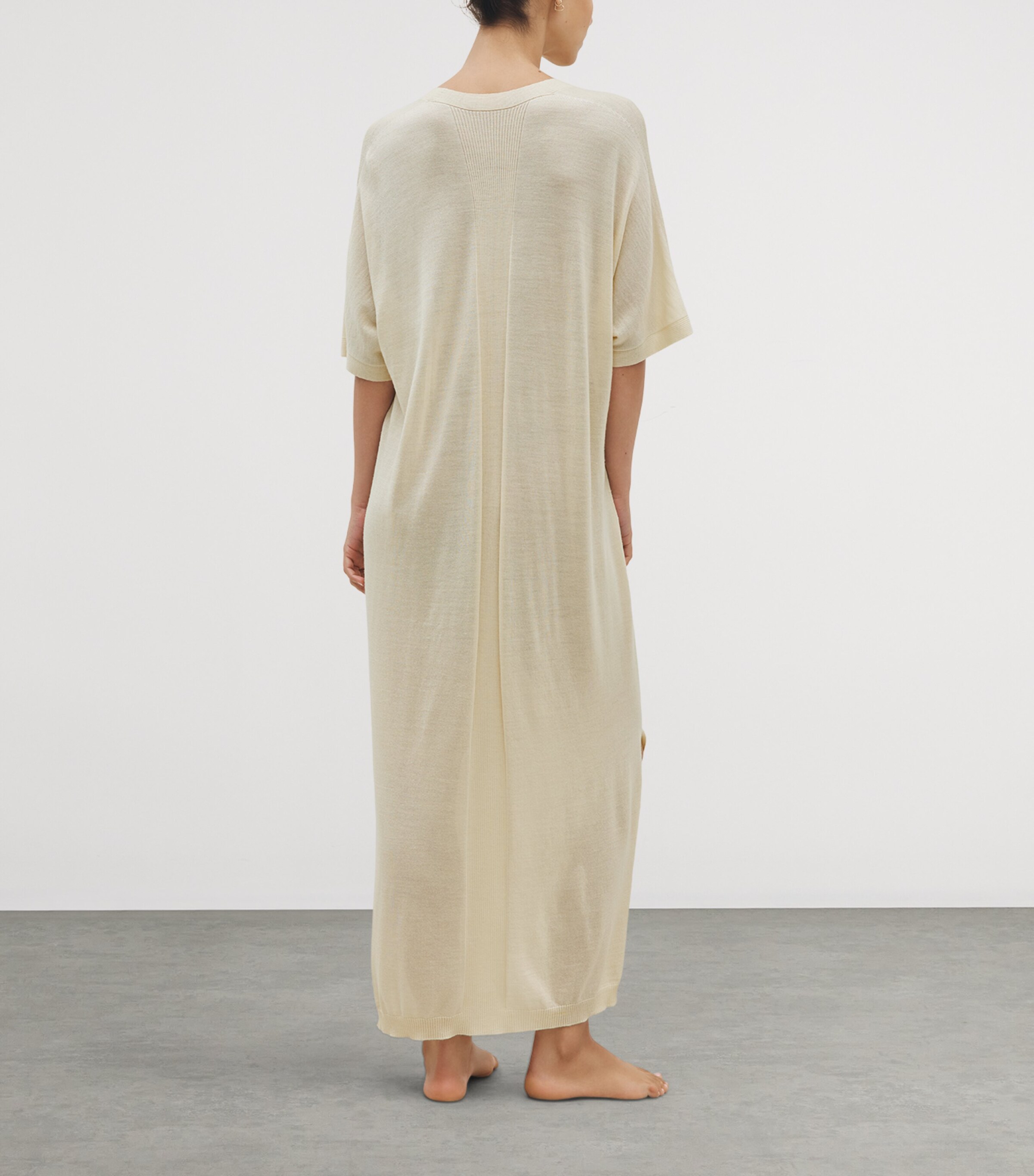 SHLEEP Womens Merino-Silk V-Neck Kaftan Ivory Tusk Image 3
