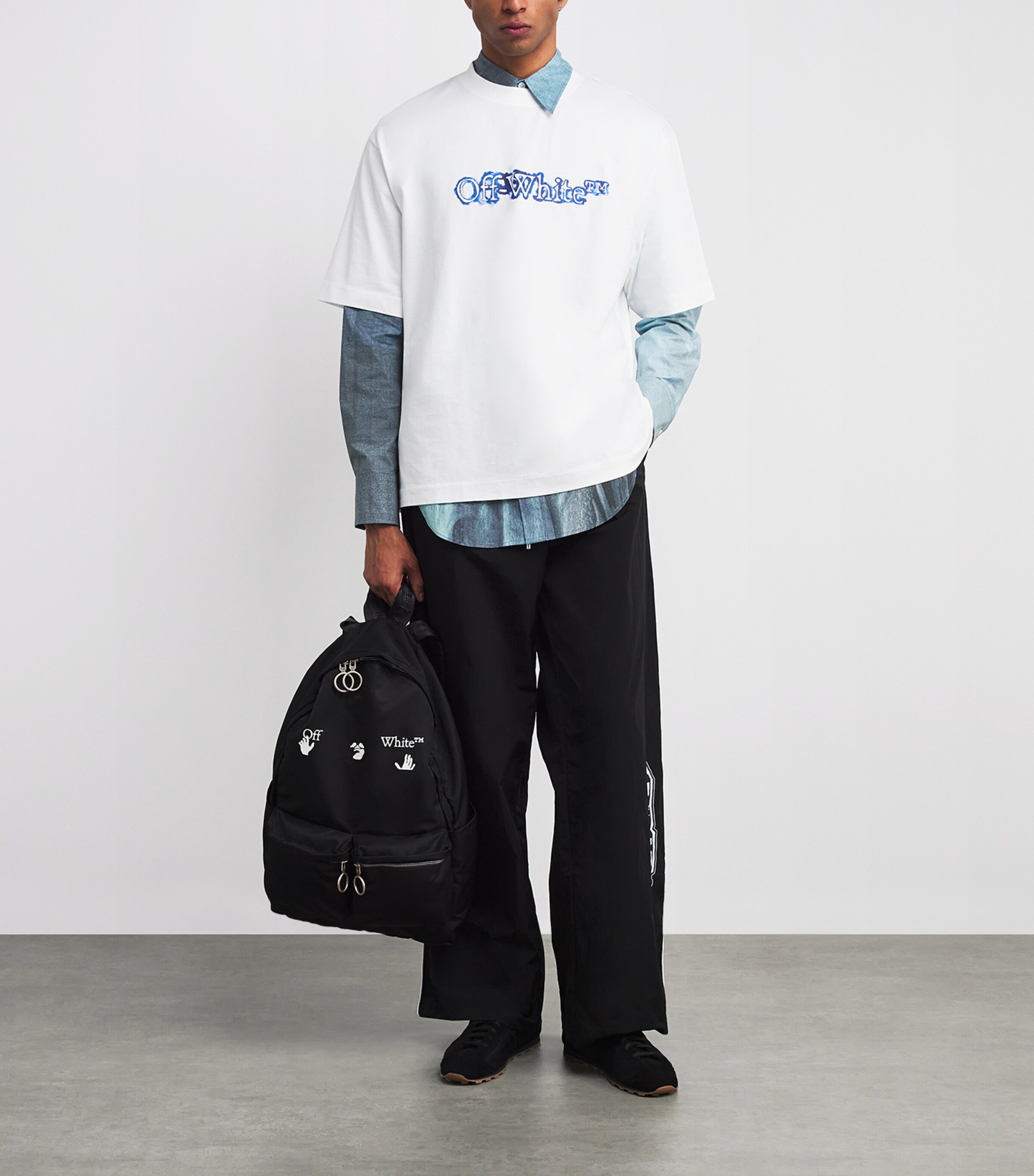 Off-White Mens Cotton Cloudy Arrow Skate Logo T-Shirt White Nauti Image 2