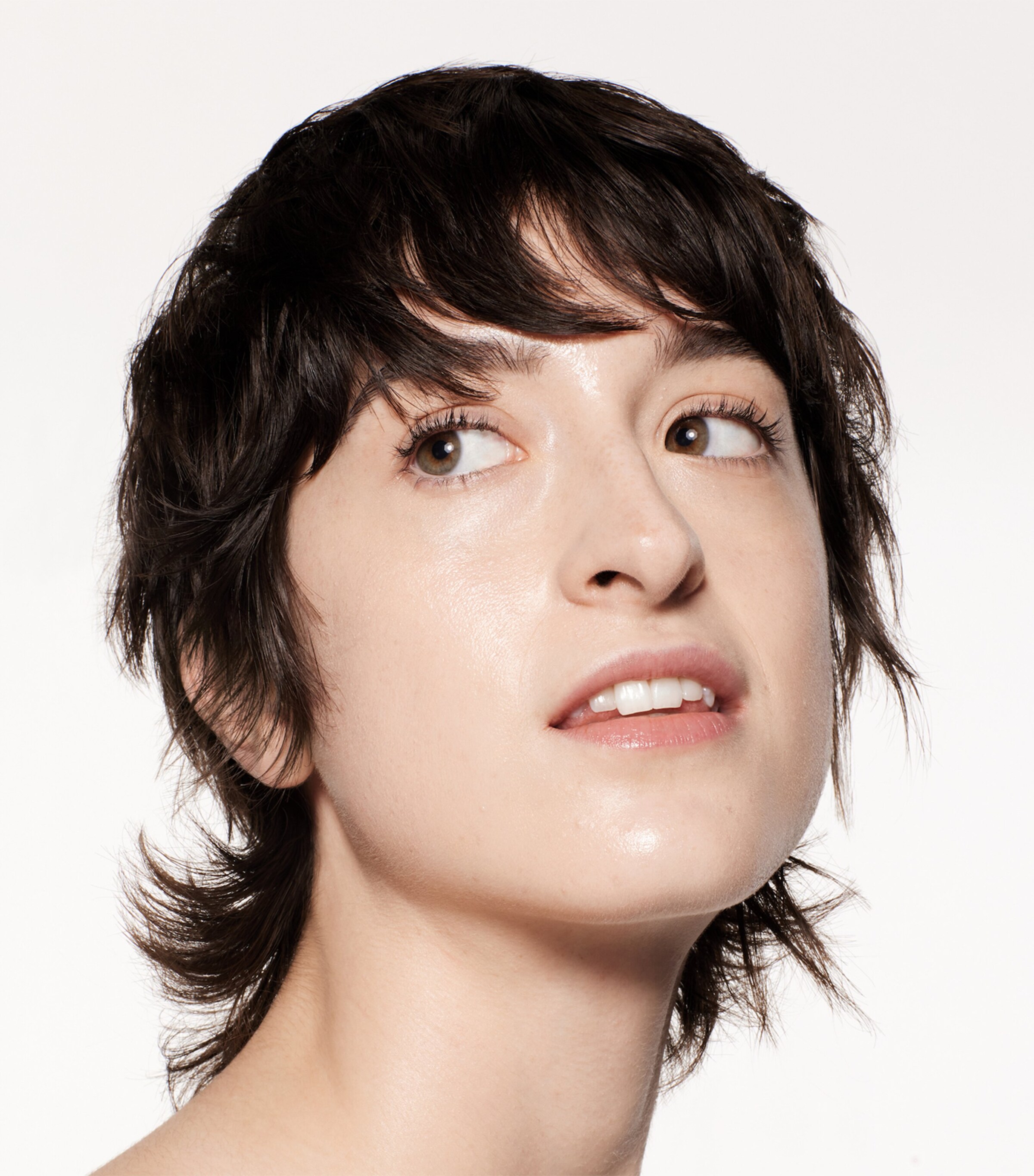 Revitalessence Skin Glow Foundation SPF 30 140 PORCELAIN Image 3