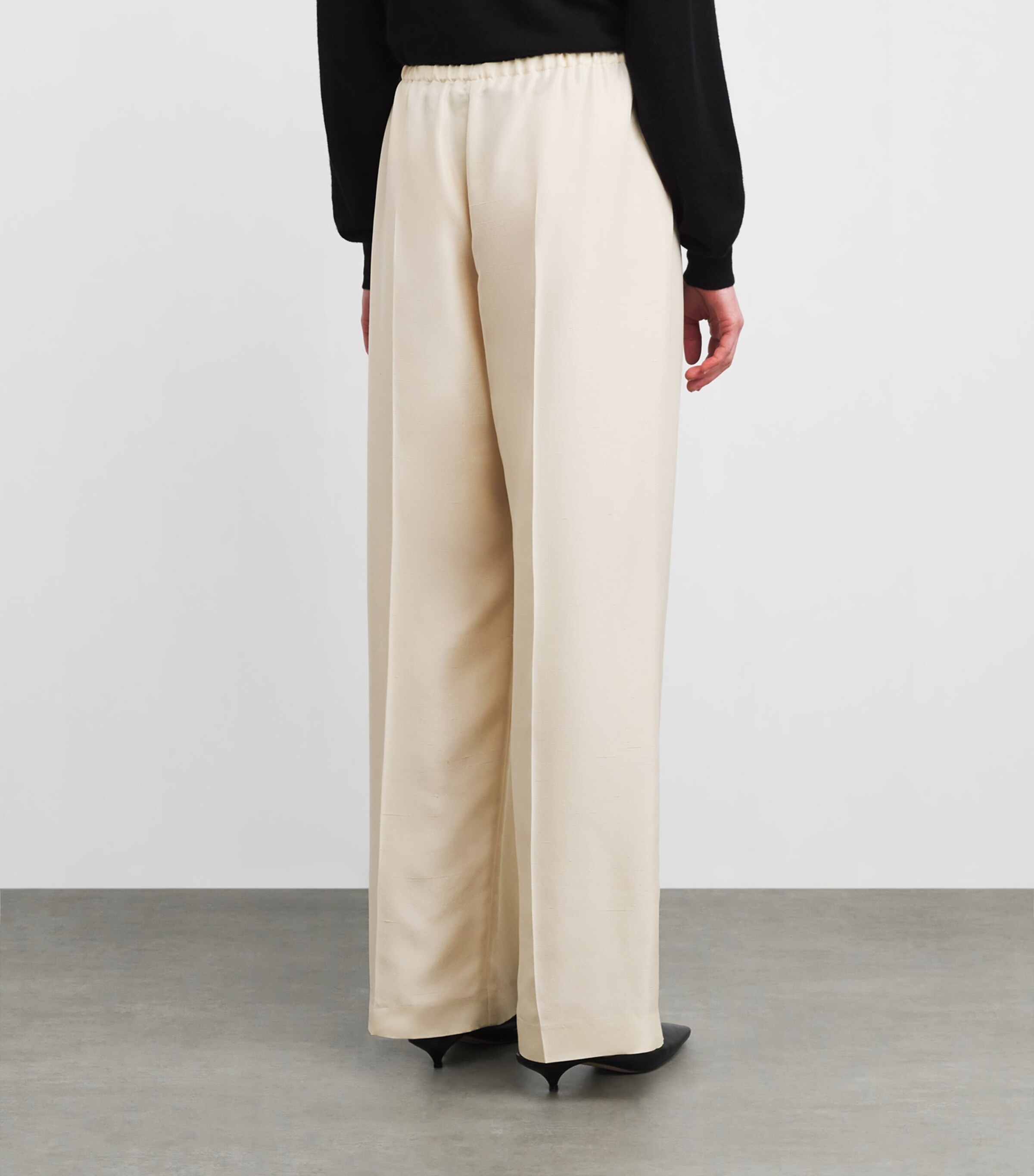 The Row Womens Beta Silk Trousers Vanilla Image 4