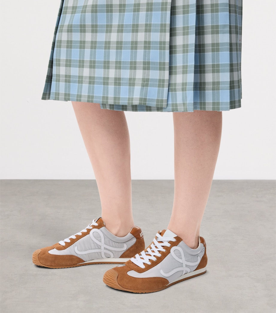 Ballet Runner 2.0 Sneakers GREY/WHITE/TAN Image 2