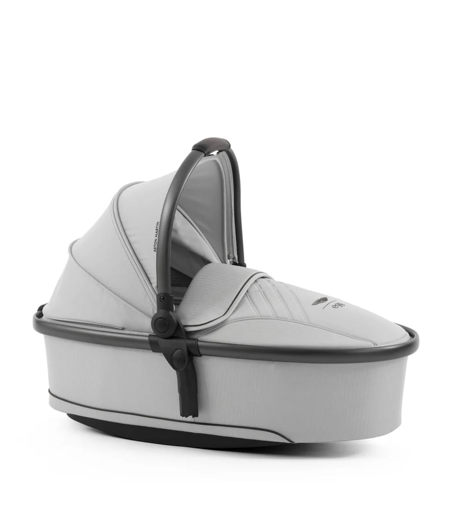 Egg x Aston Martin egg3 Snuggle Bundle Soft Grey Image 12