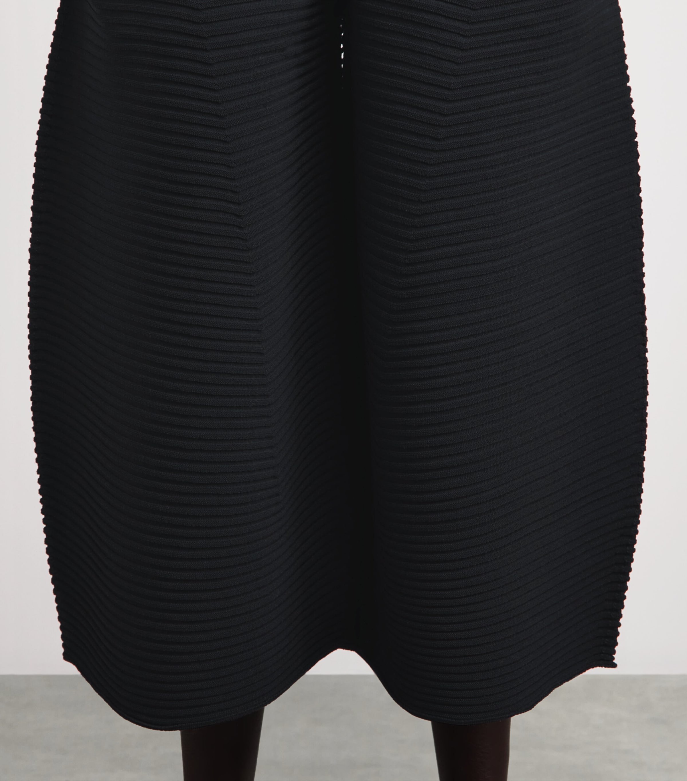 Issey Miyake Womens Corrugated Knit Cropped Trousers Black Image 3