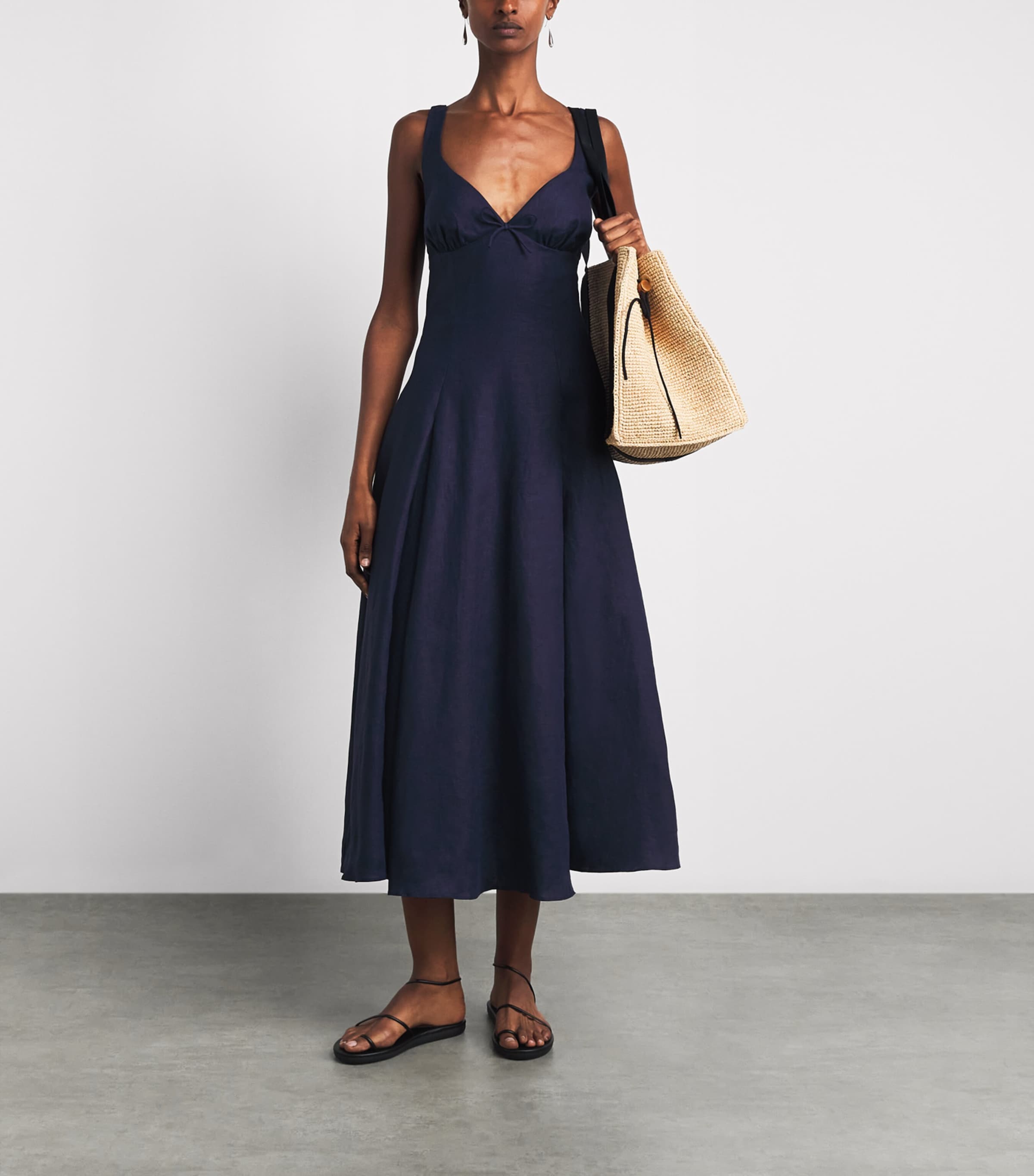 Faithfull The Brand Womens Linen Adalee Midi Dress Navy Image 2