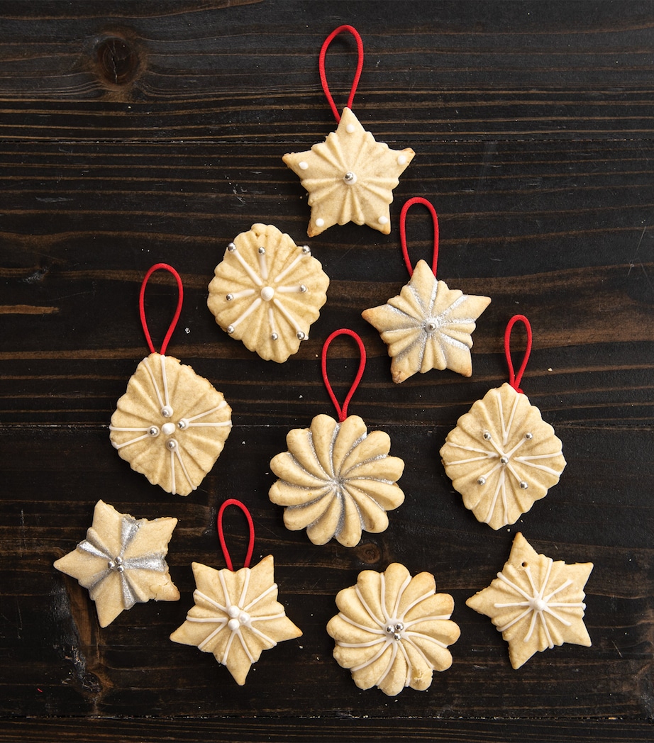 Nordic Ware Pretty Pleated Cookie Stamps Silver Image 5