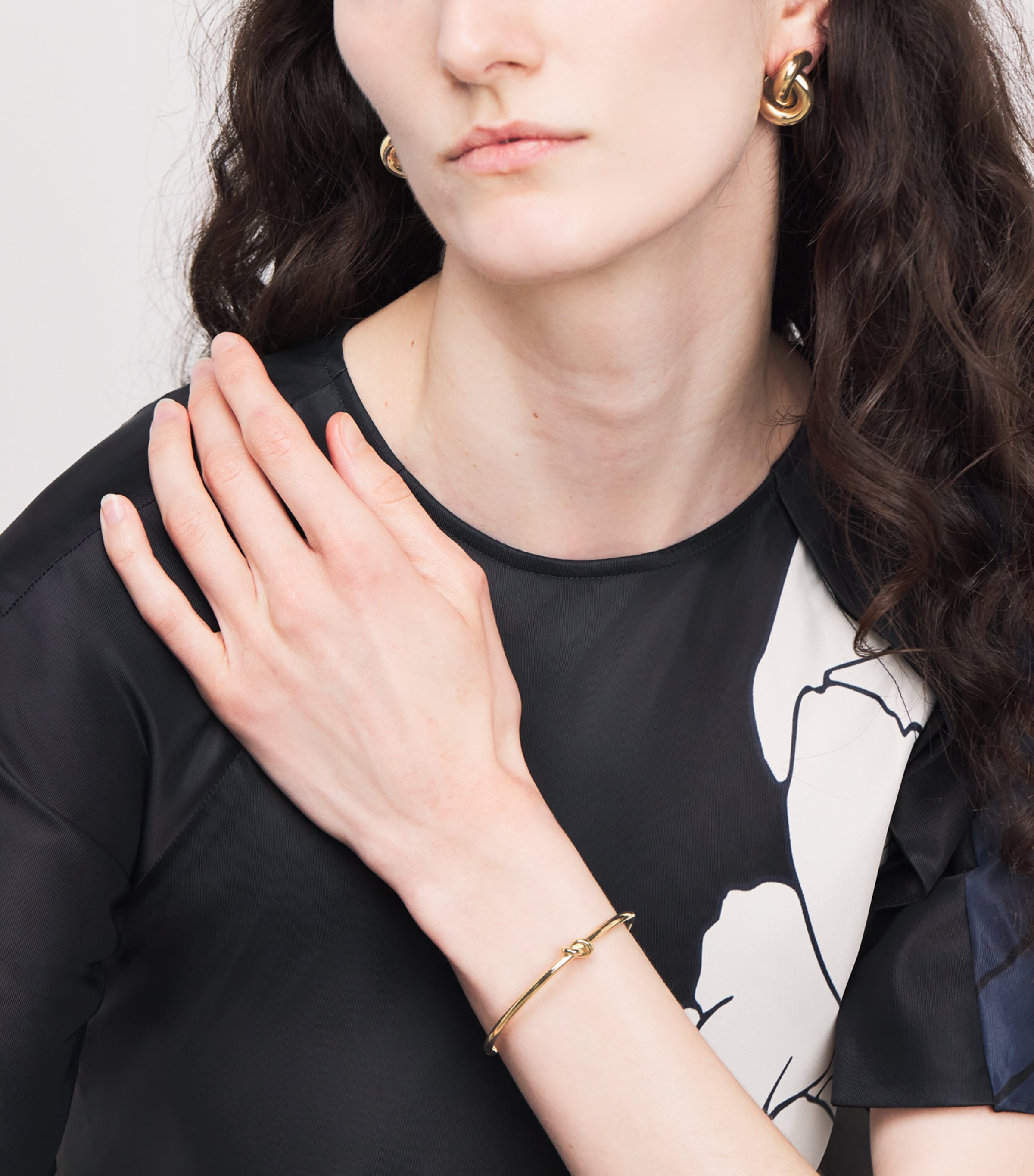 Yellow Gold Legacy Knot Bangle YELLOW GOLD Image 2