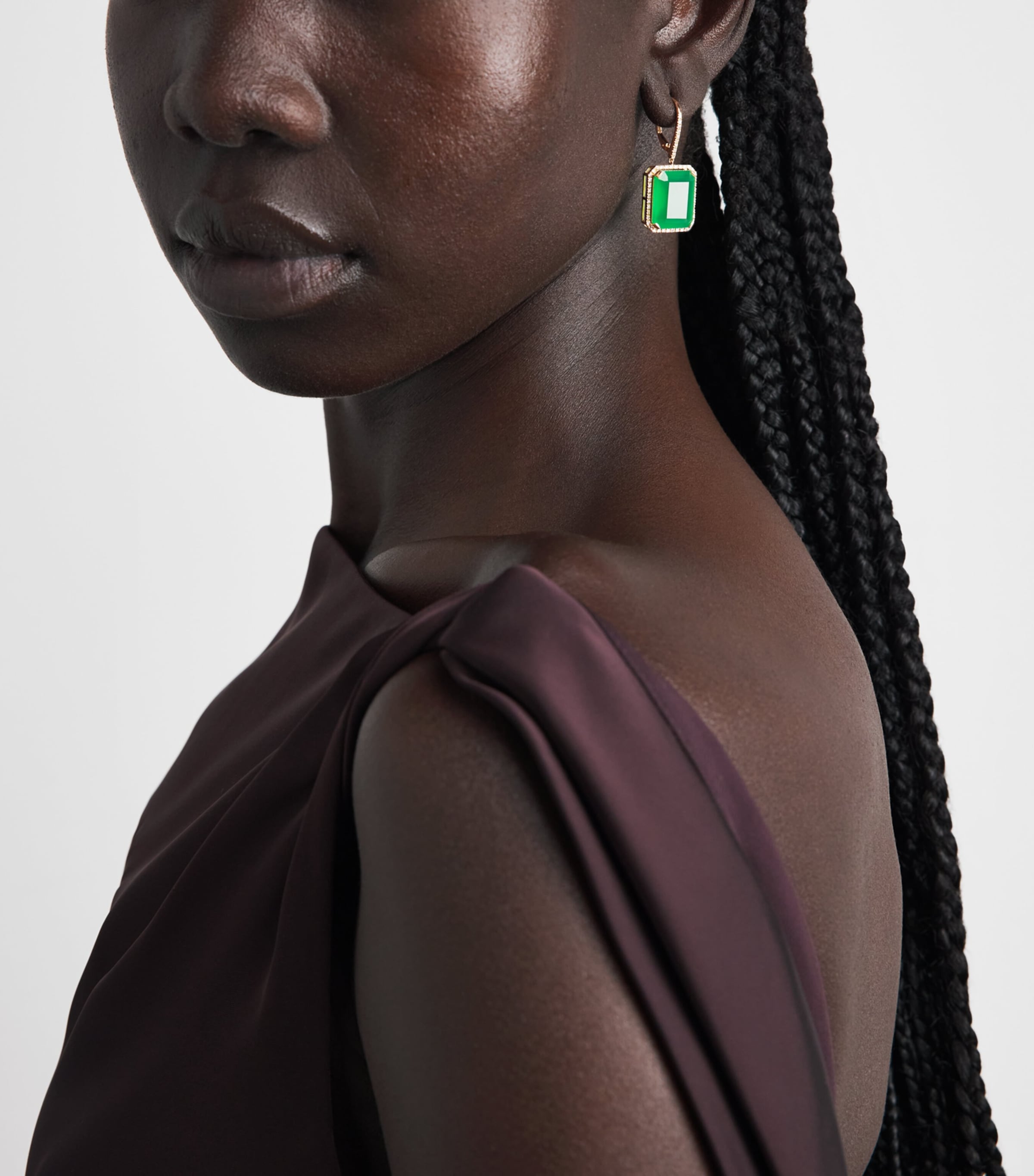 SHAY Yellow Gold, Diamond and Onyx Portrait Earrings Yellow Gold Image 2