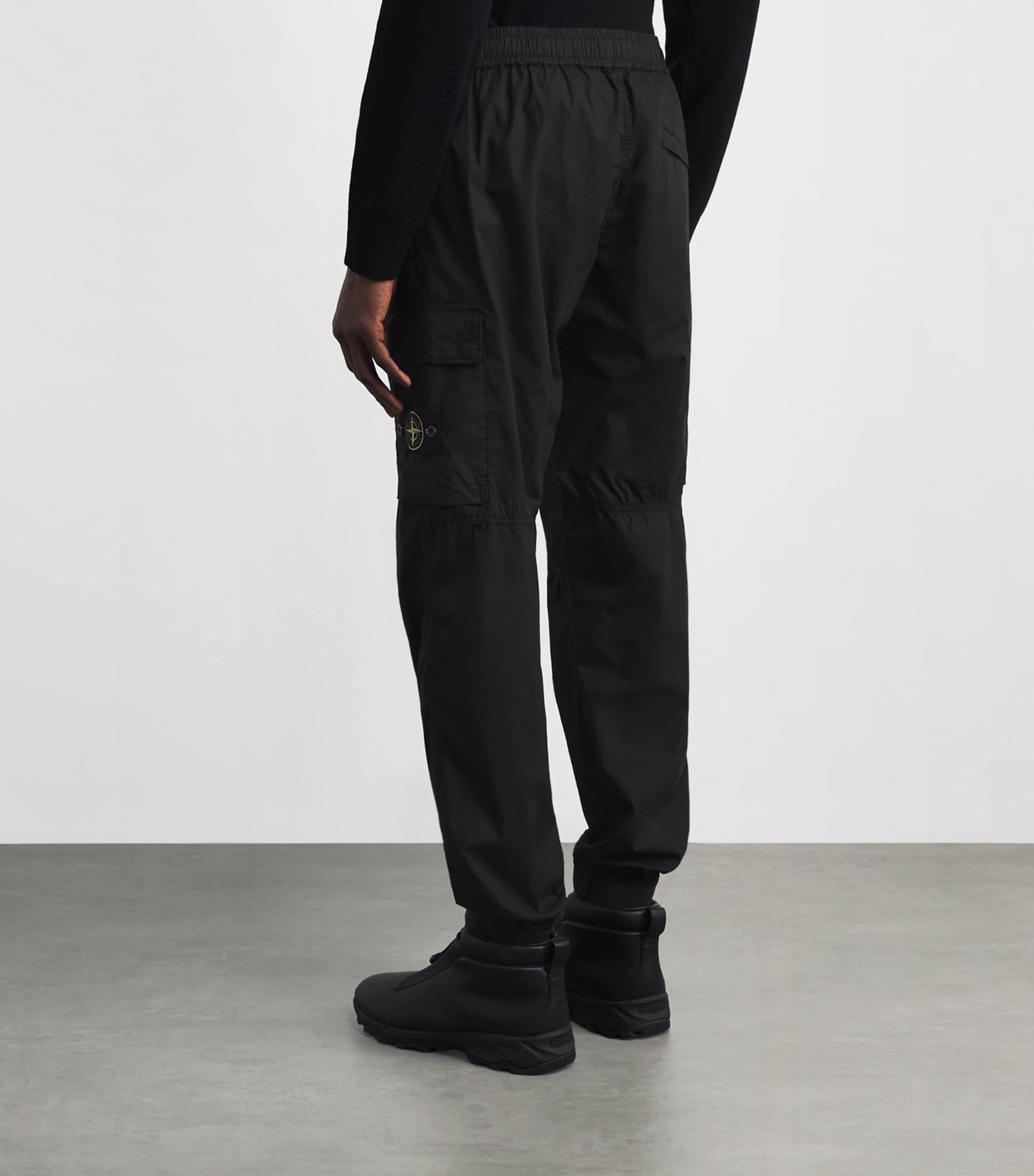 Stretch-Cotton Cargo Trousers V0029 Image 4