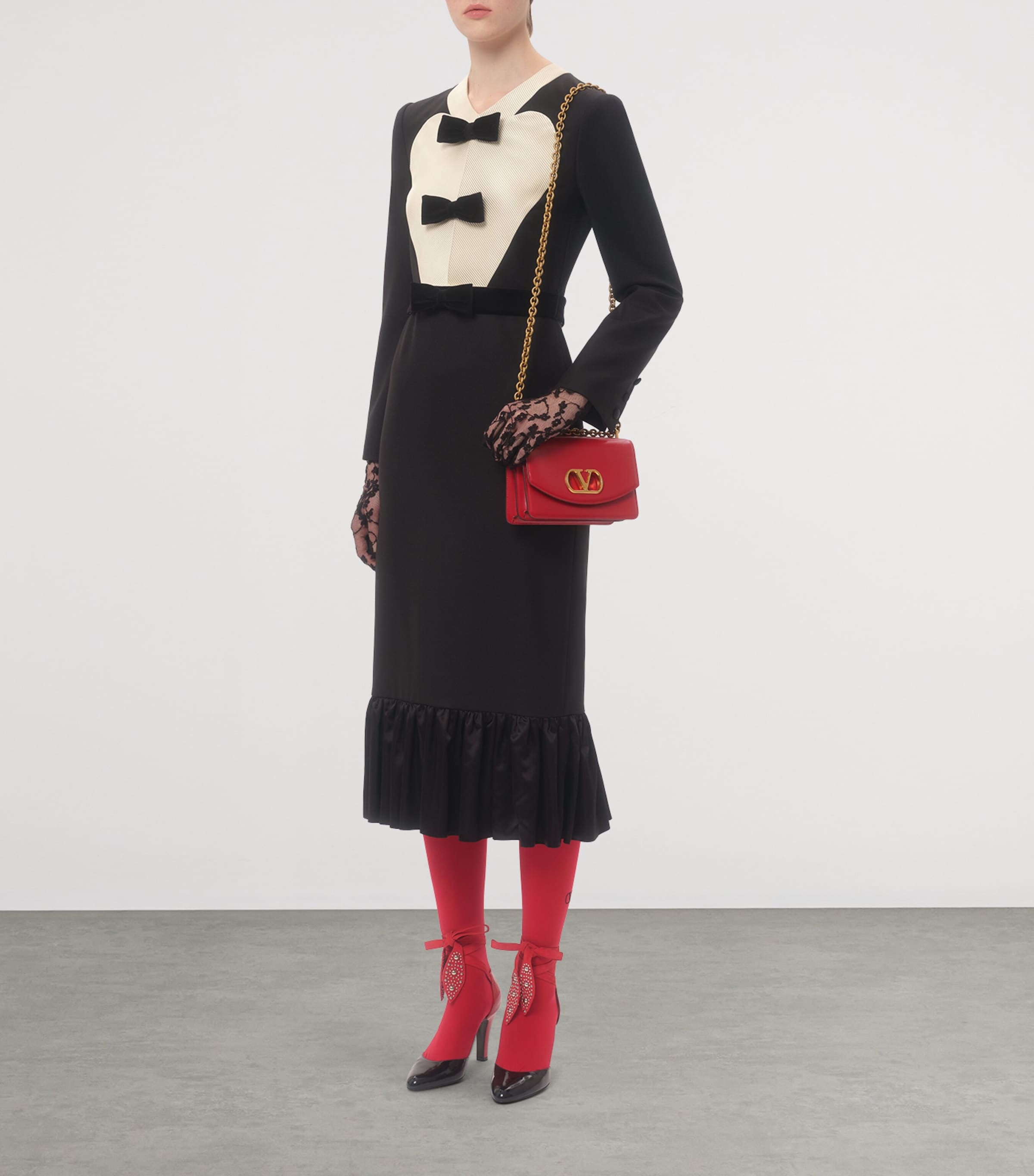 Valentino Garavani Small Leather Vain Shoulder Bag | Harrods US