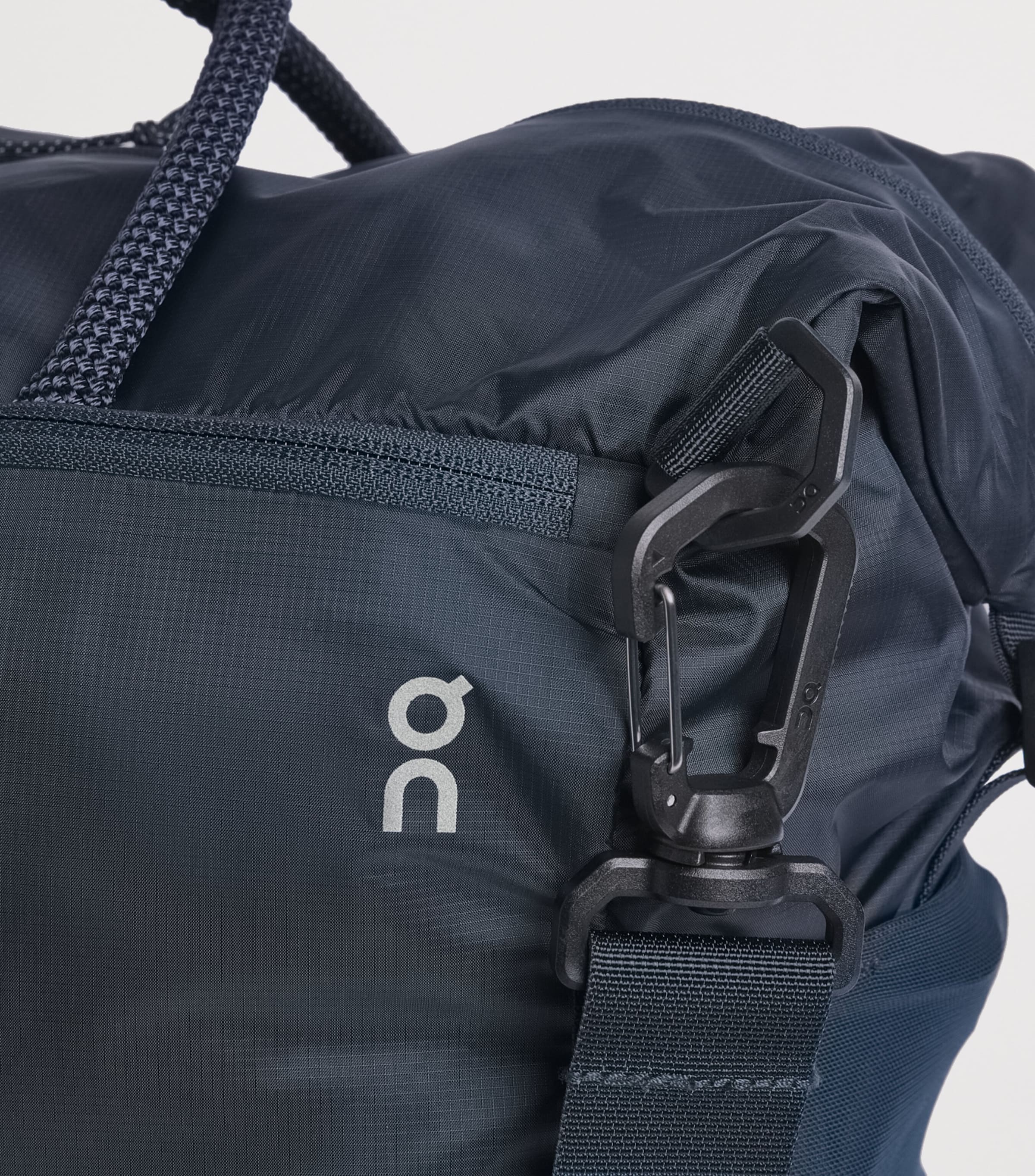 On Track Pack 35L Lite Bag Navy Image 5