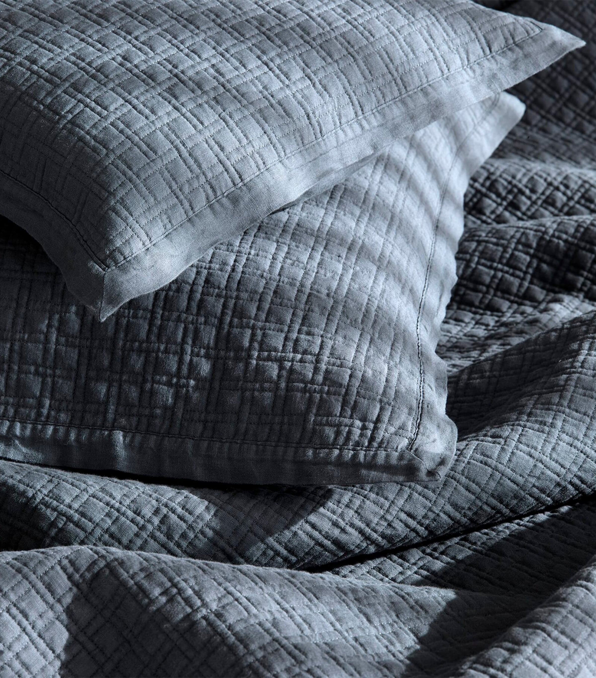 Amalia Linen Quilted Adorno Bedspread (290cm x 250cm) | Bedding | Bedspreads & Bed Throws | Designers | Amalia Amalia Linen Quilted Adorno Bedspread (290cm x 250cm) | Bedding | Bedspreads & Bed Throws | Designers | Amalia