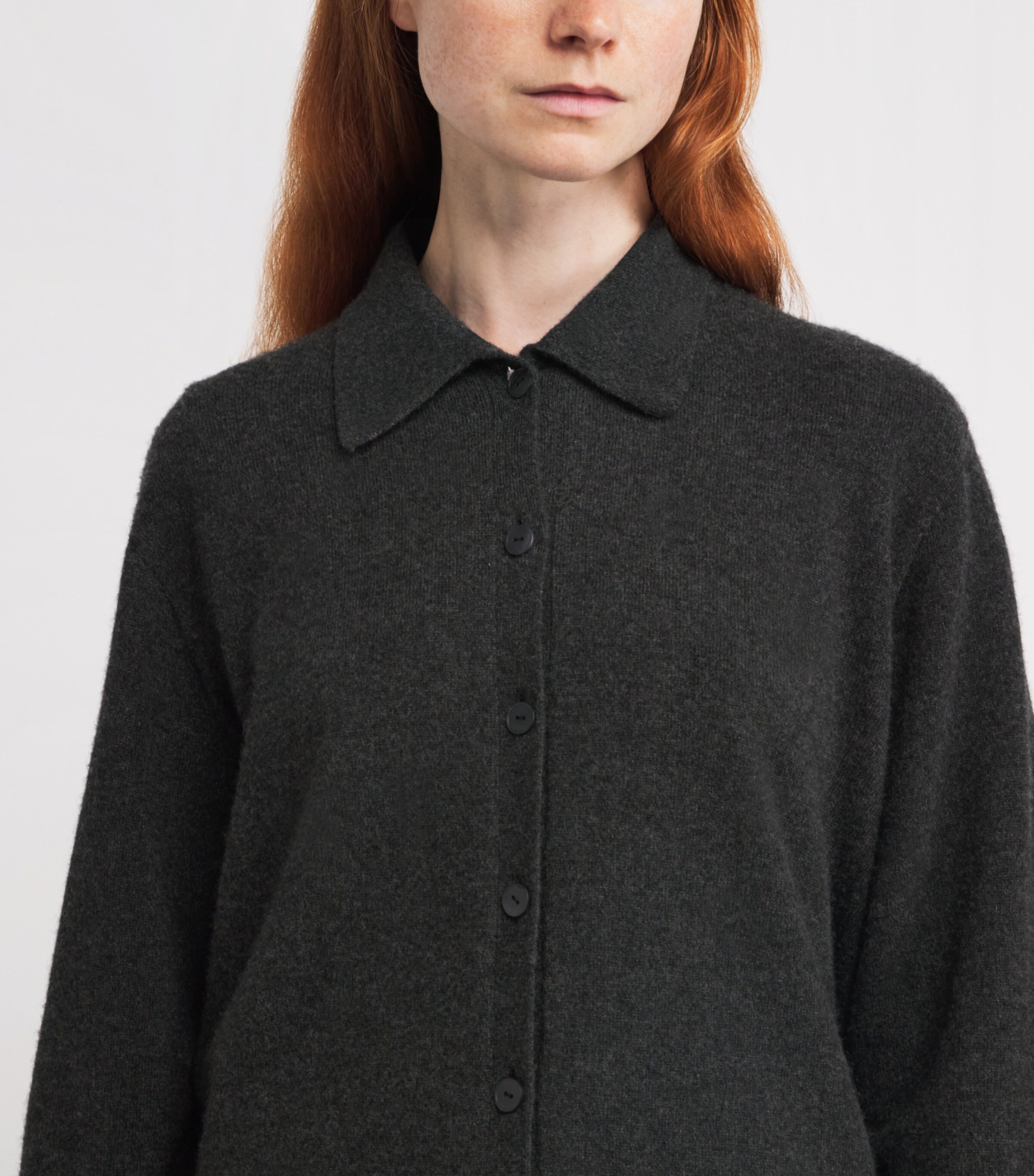 The Row Womens Lillia Cashmere Cardigan Enzyme Black Image 5